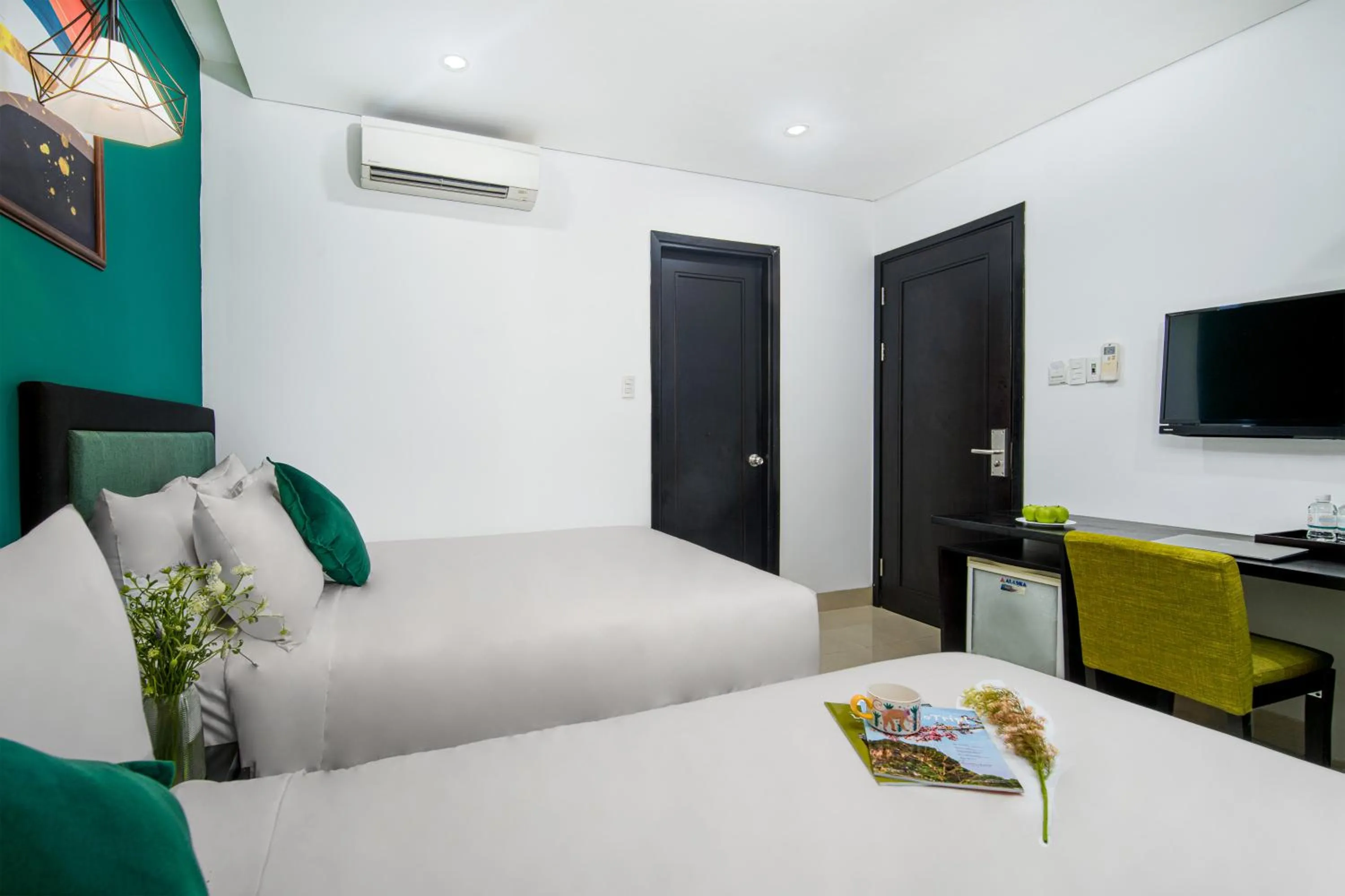 Communal lounge/ TV room in ELC Beach Hotel