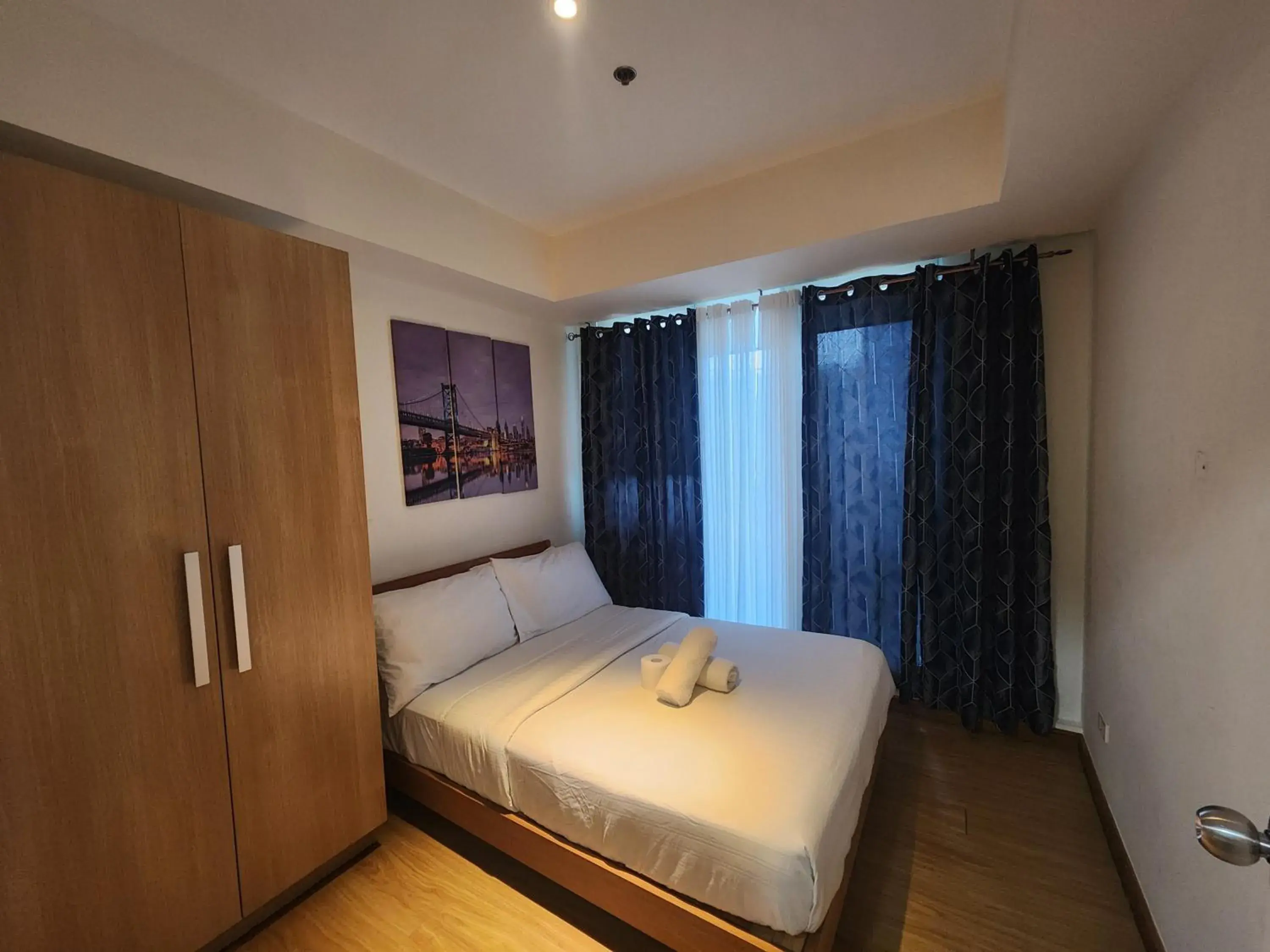 Two-Bedroom Apartment with Sea View in Azure Staycation Philippines by AMRS Near Manila International Airport Two-Bedroom Apartment with Sea View in Azure Staycation Philippines by AMRS Near Manila International Airport