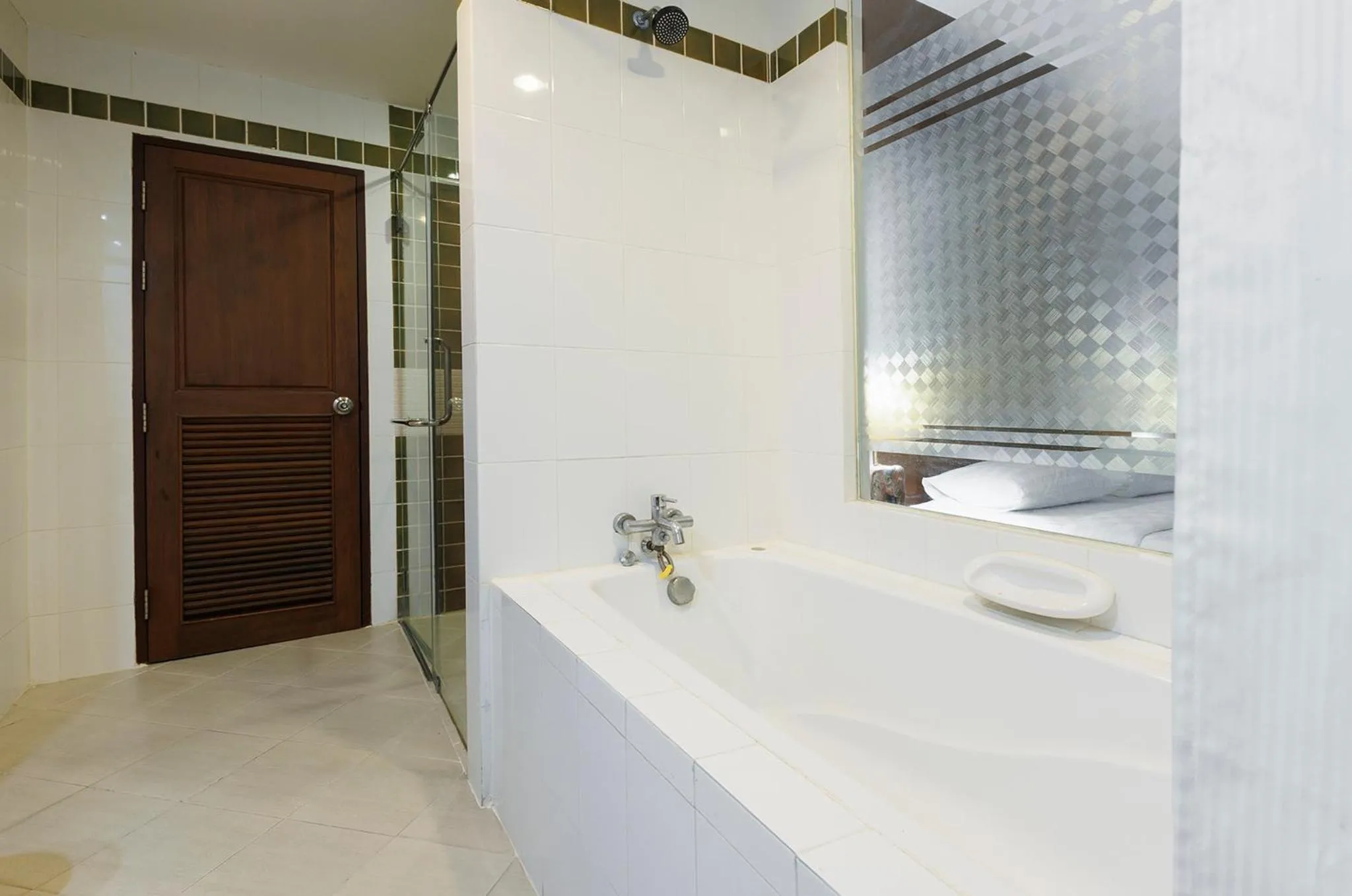 Bathroom in Central Place Hotel