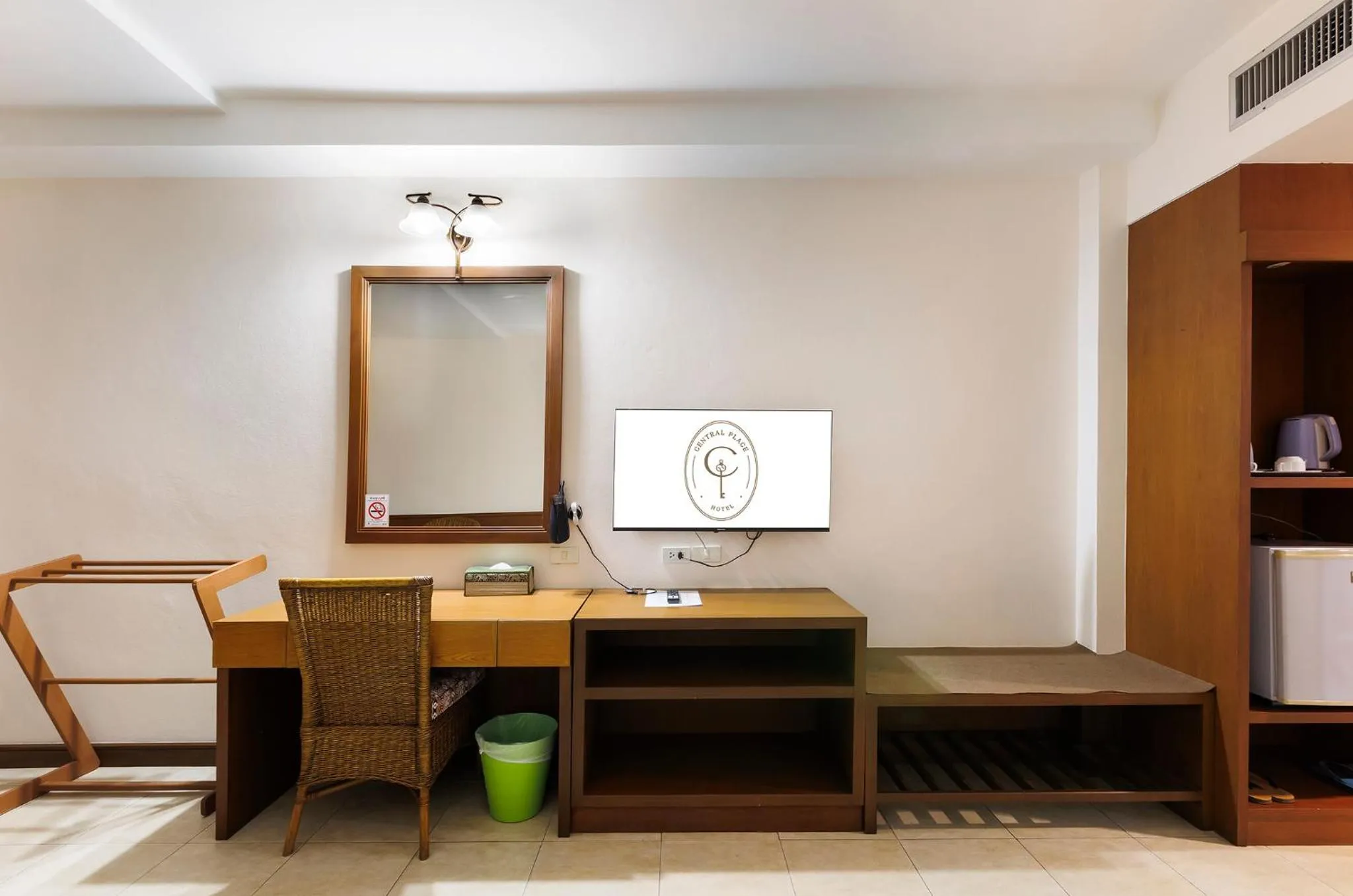 TV and multimedia in Central Place Hotel