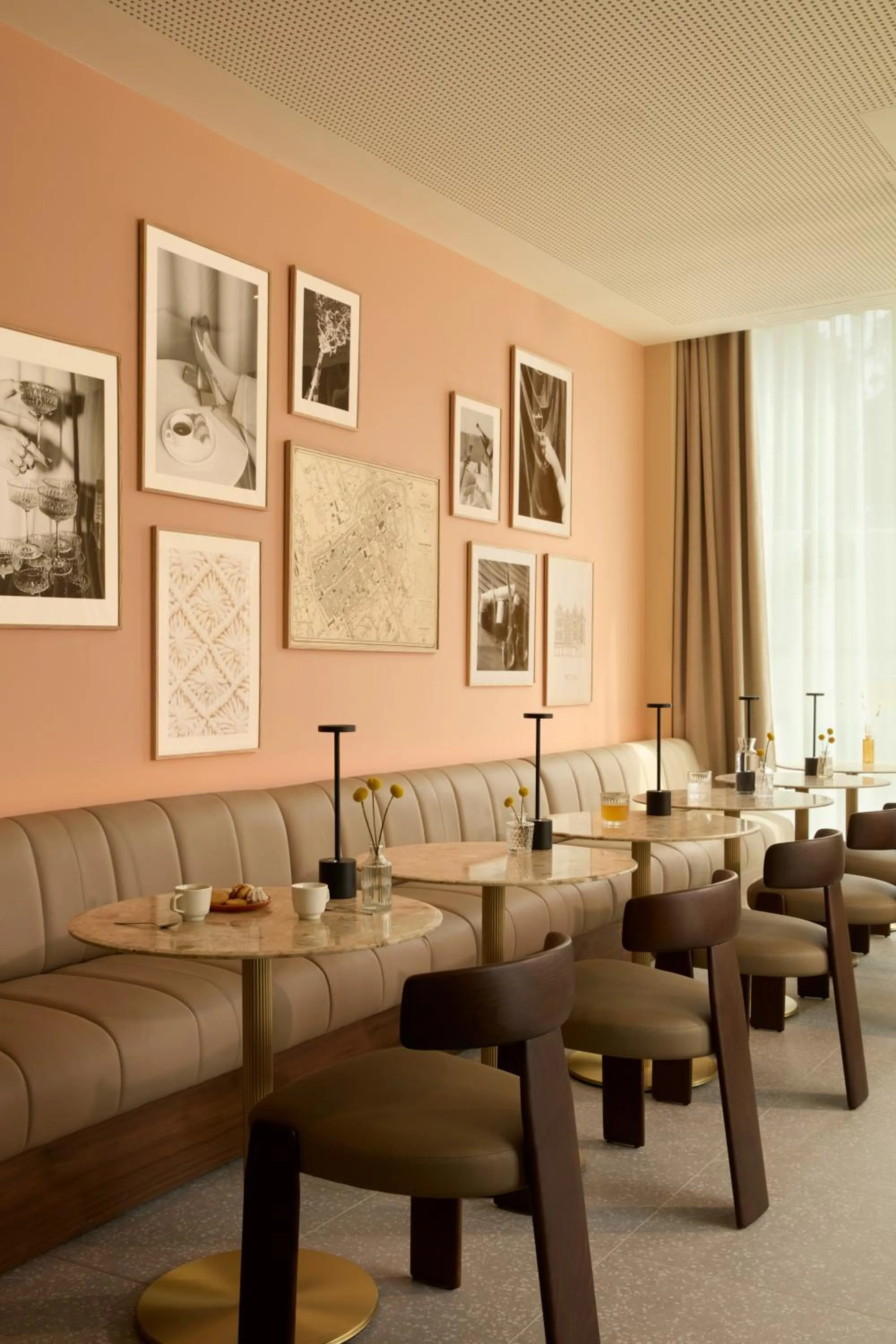 Living room in OKKO Hotels Troyes Centre