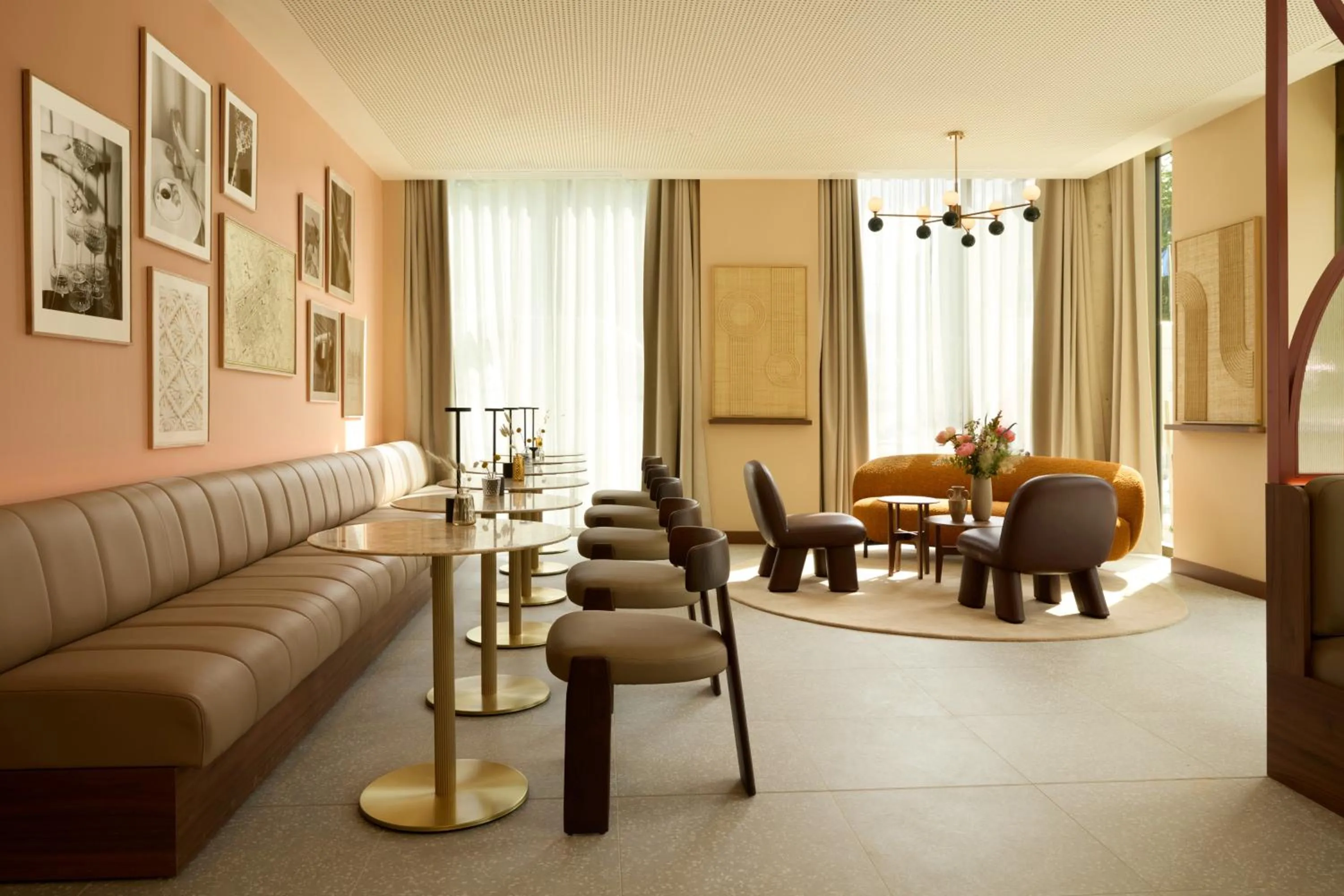 Living room in OKKO Hotels Troyes Centre