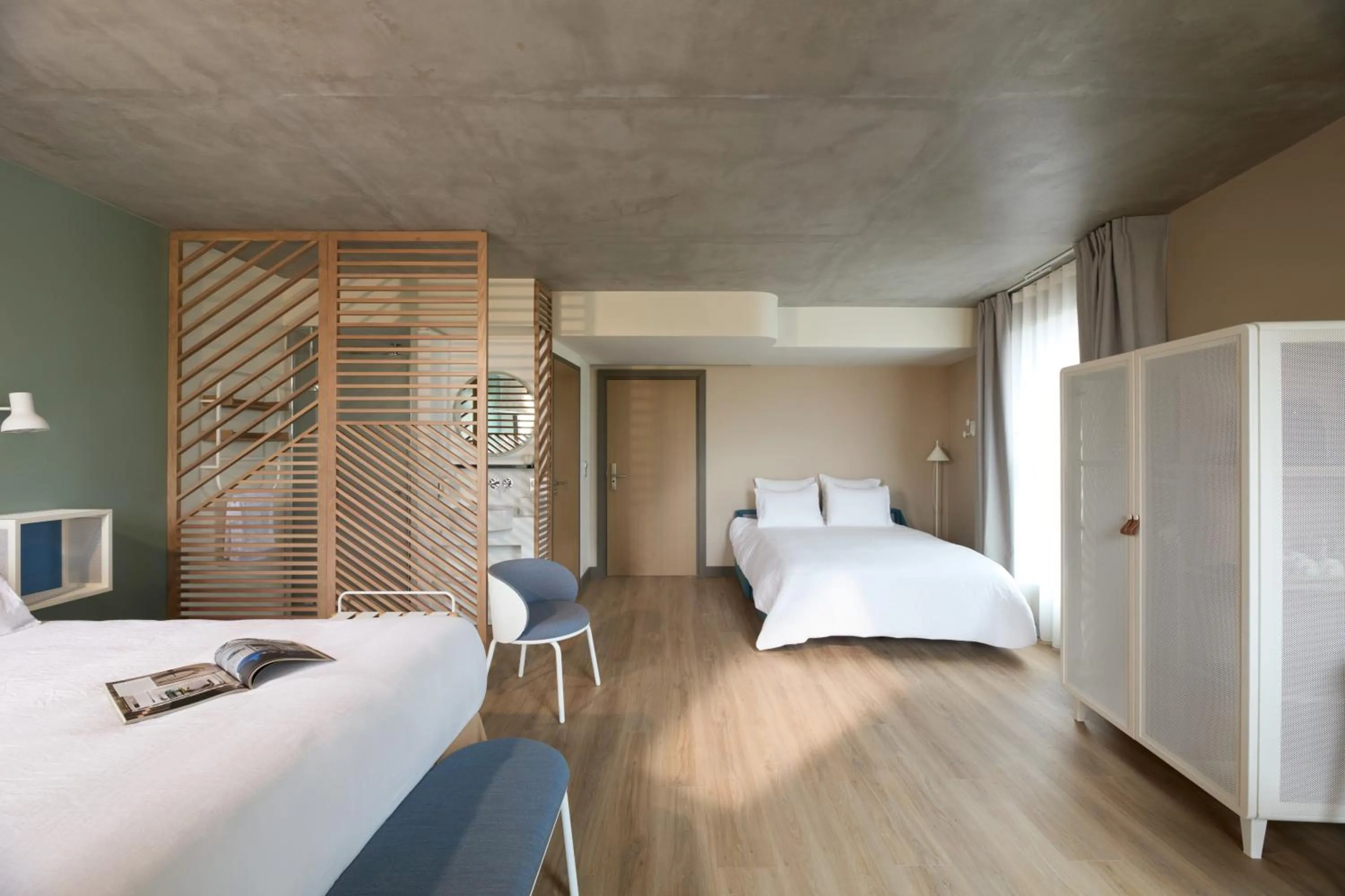 Bedroom, Bed in OKKO Hotels Troyes Centre