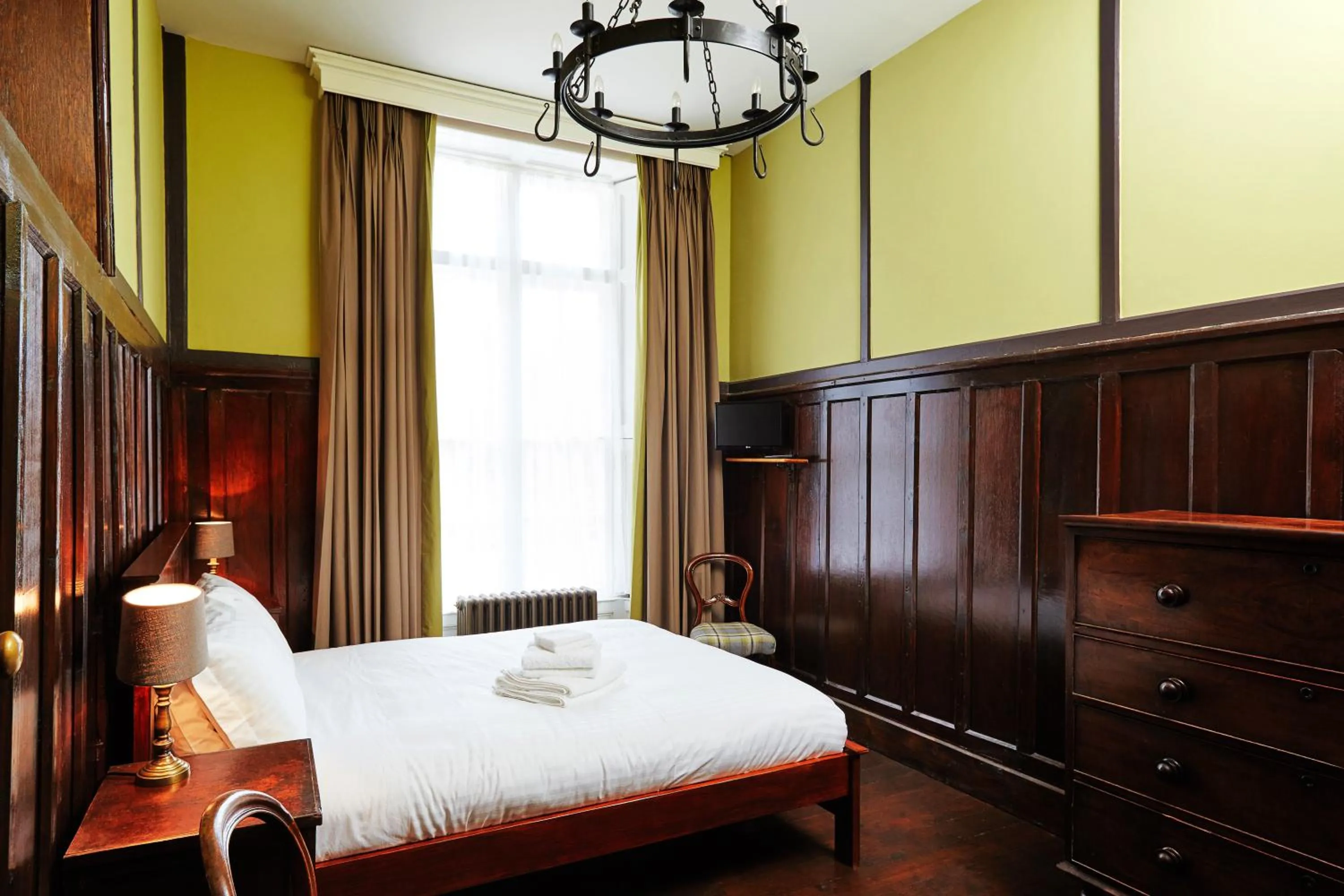 Photo of the whole room, Bed in The Castle