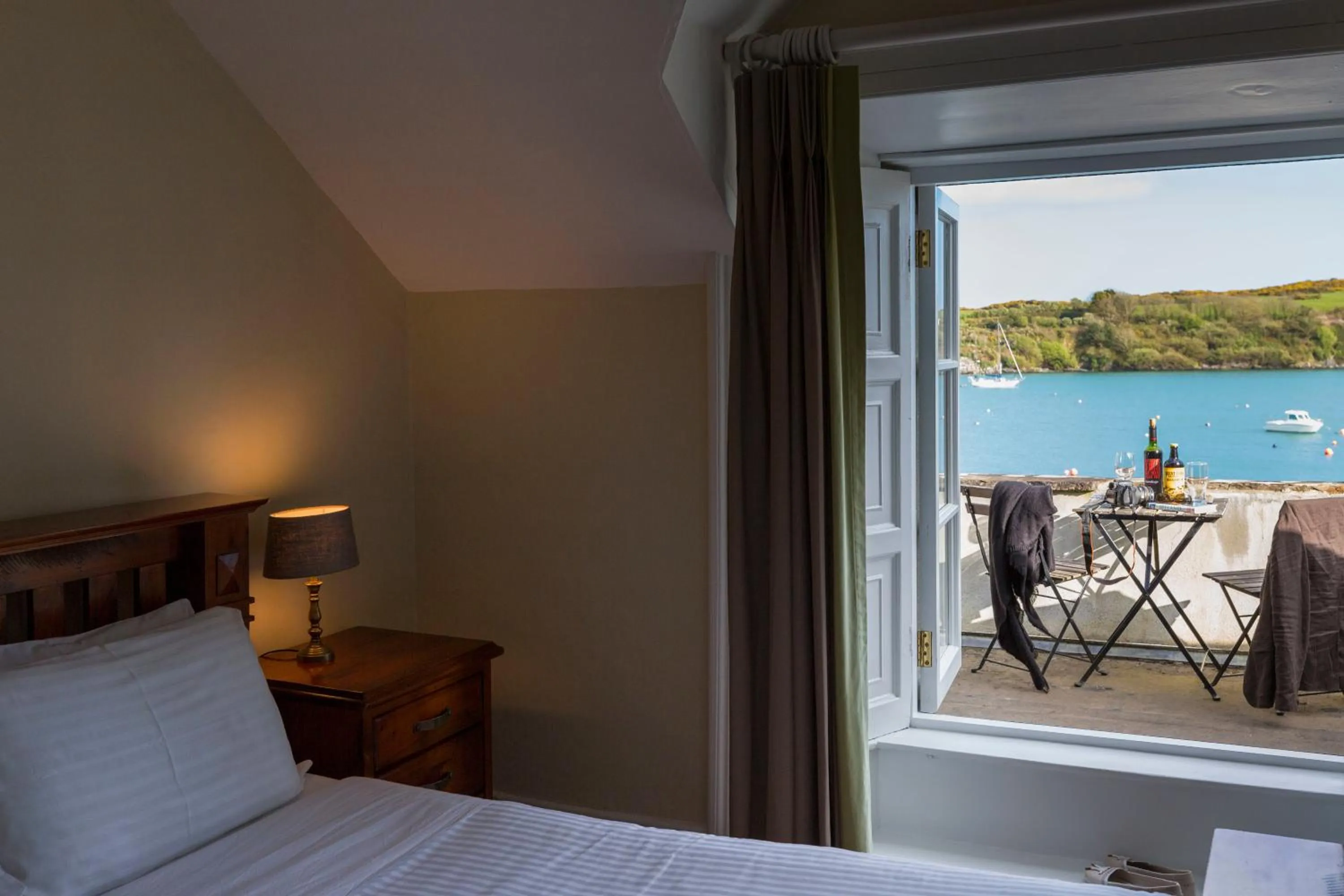 Sea view, Bed in The Castle