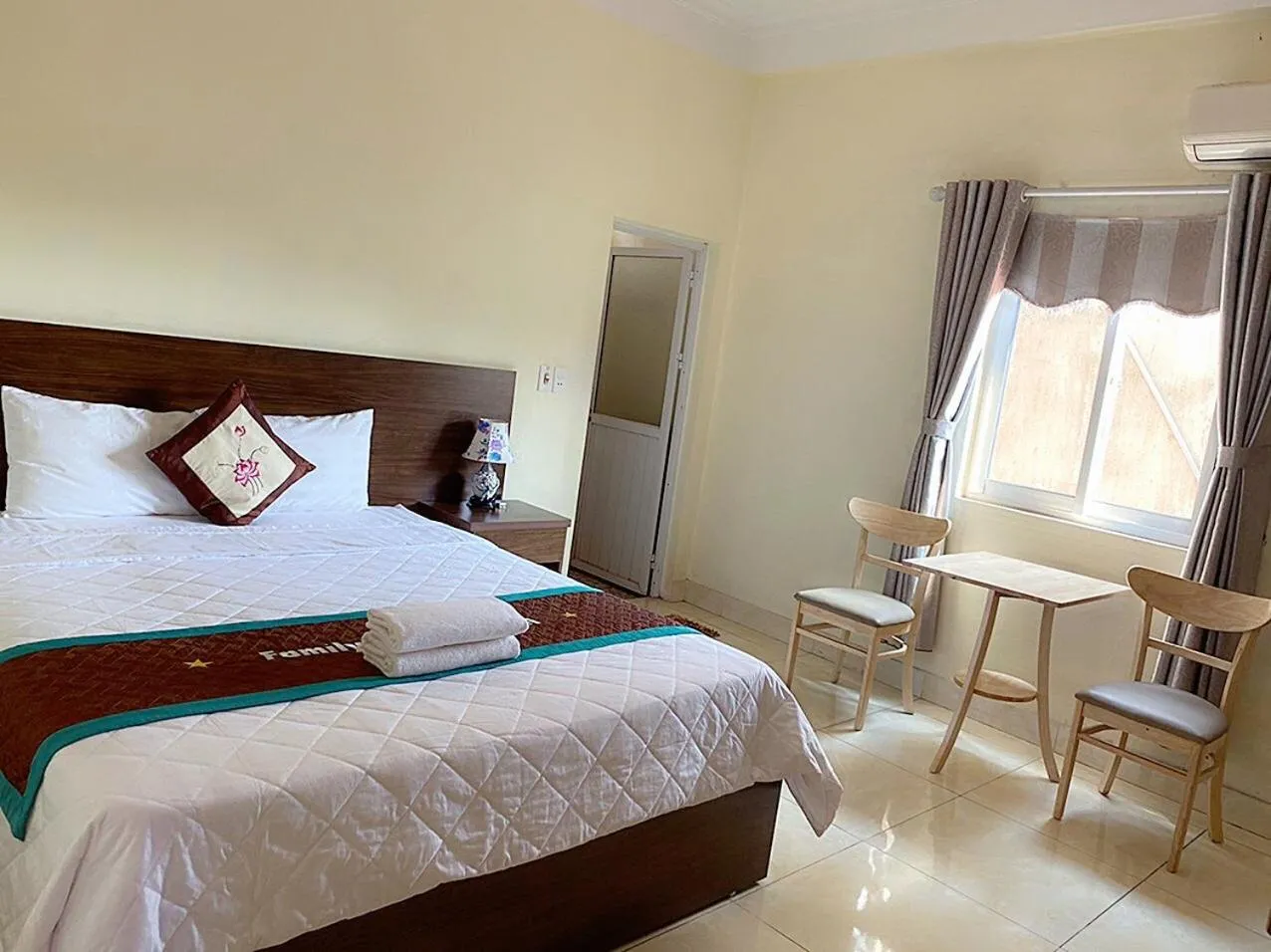 Bed in Family Transit Hotel