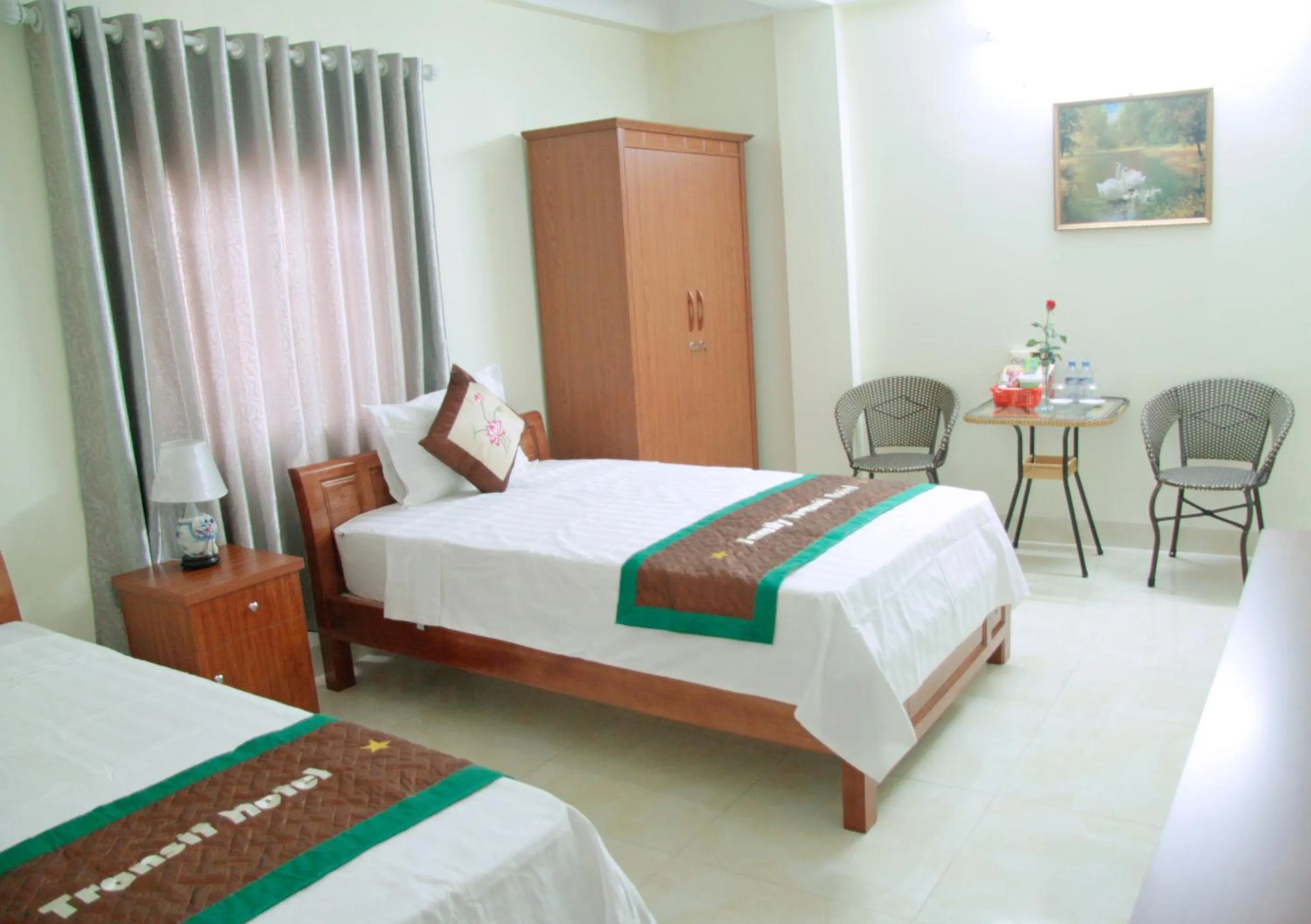 Photo of the whole room, Bed in Family Transit Hotel