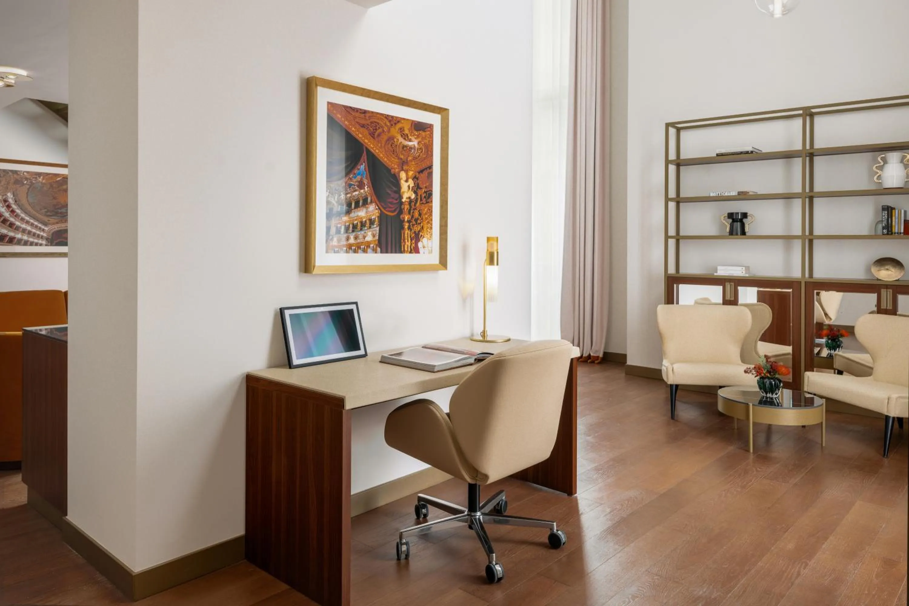 Bedroom in Teatro Luxury Apartments Firenze - Starhotels Collezione