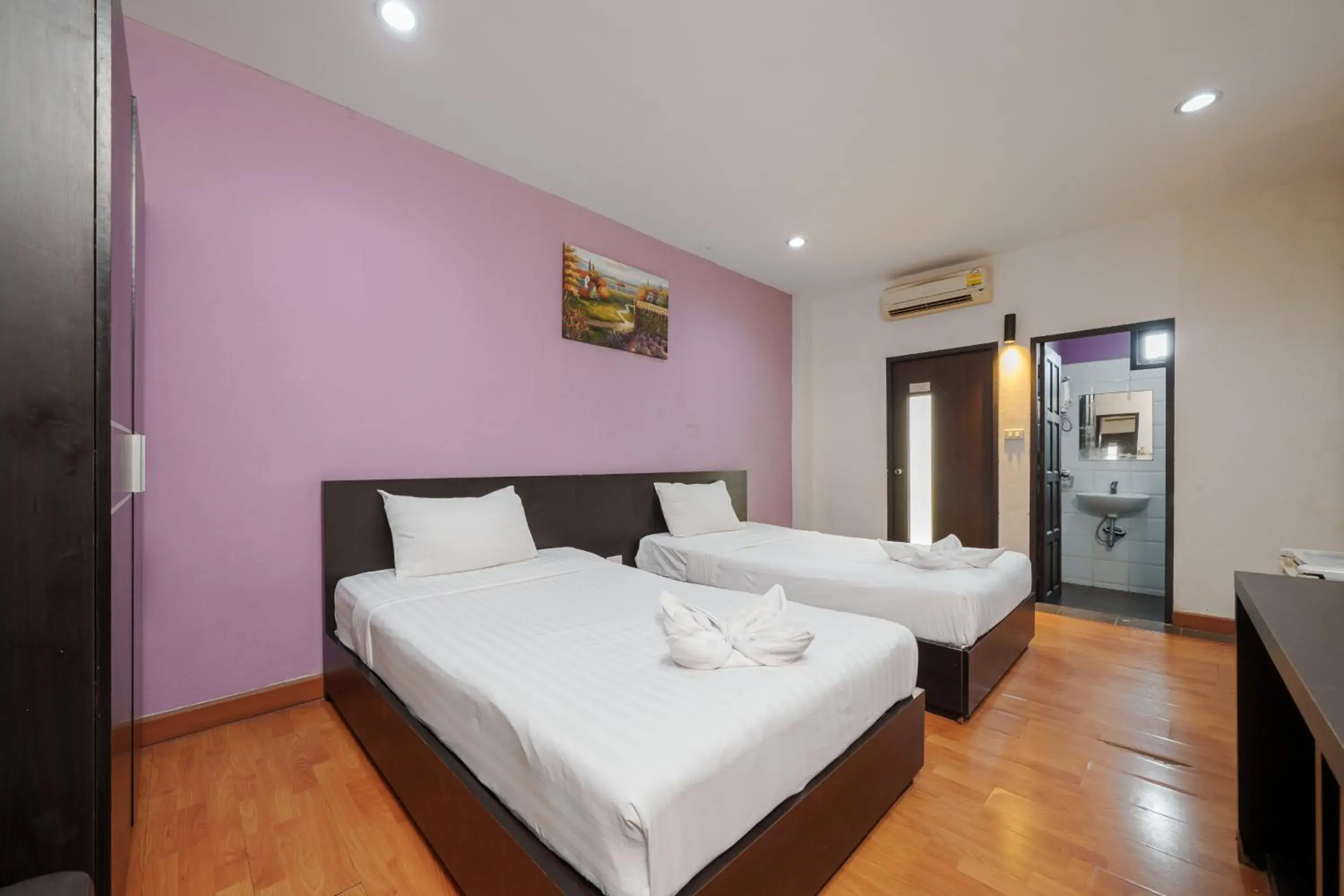 Deluxe Twin Room in Collection O Khaosan Park Deluxe Twin Room in Collection O Khaosan Park