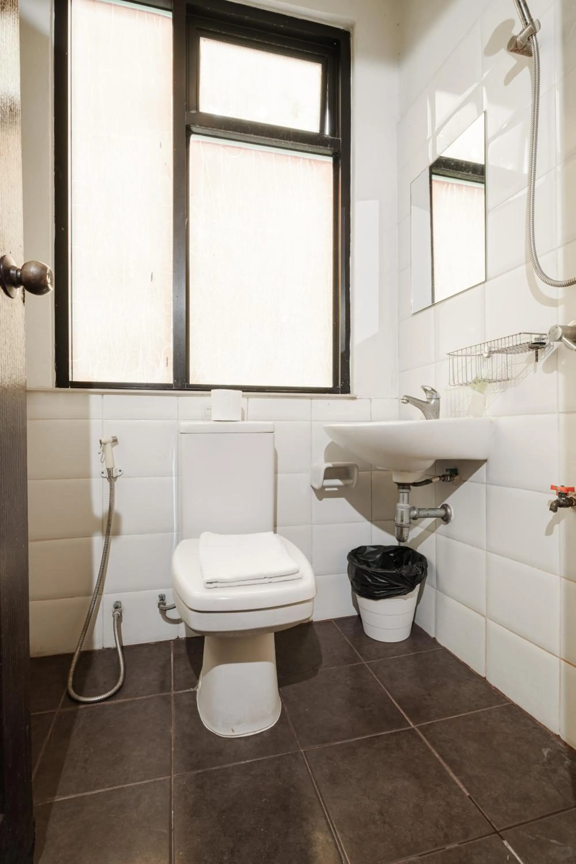 Bathroom in Collection O Khaosan Park