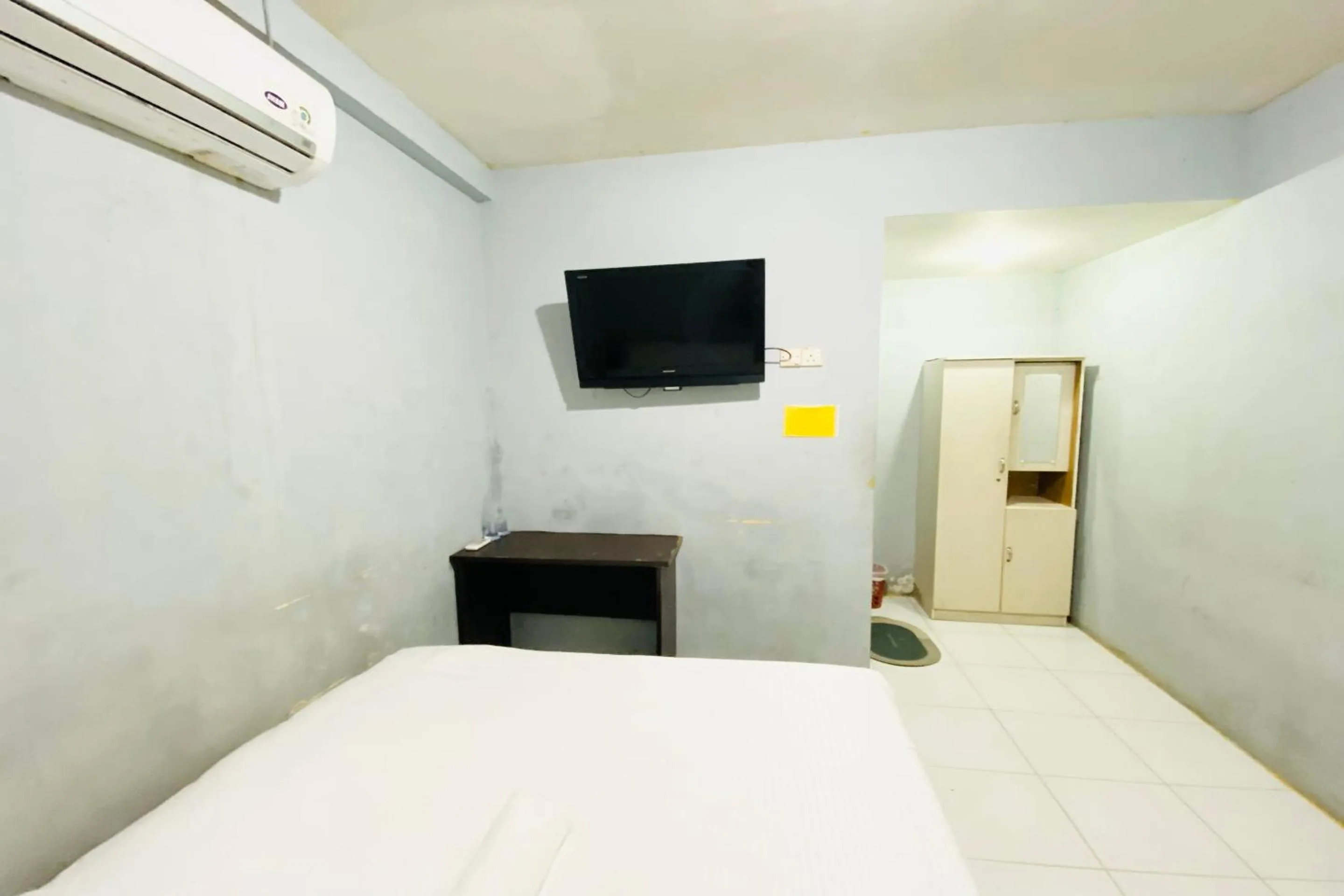 Bedroom, Bed in Hotel O Jodoh Near Grand Batam Mall Formerly Agung Hotel