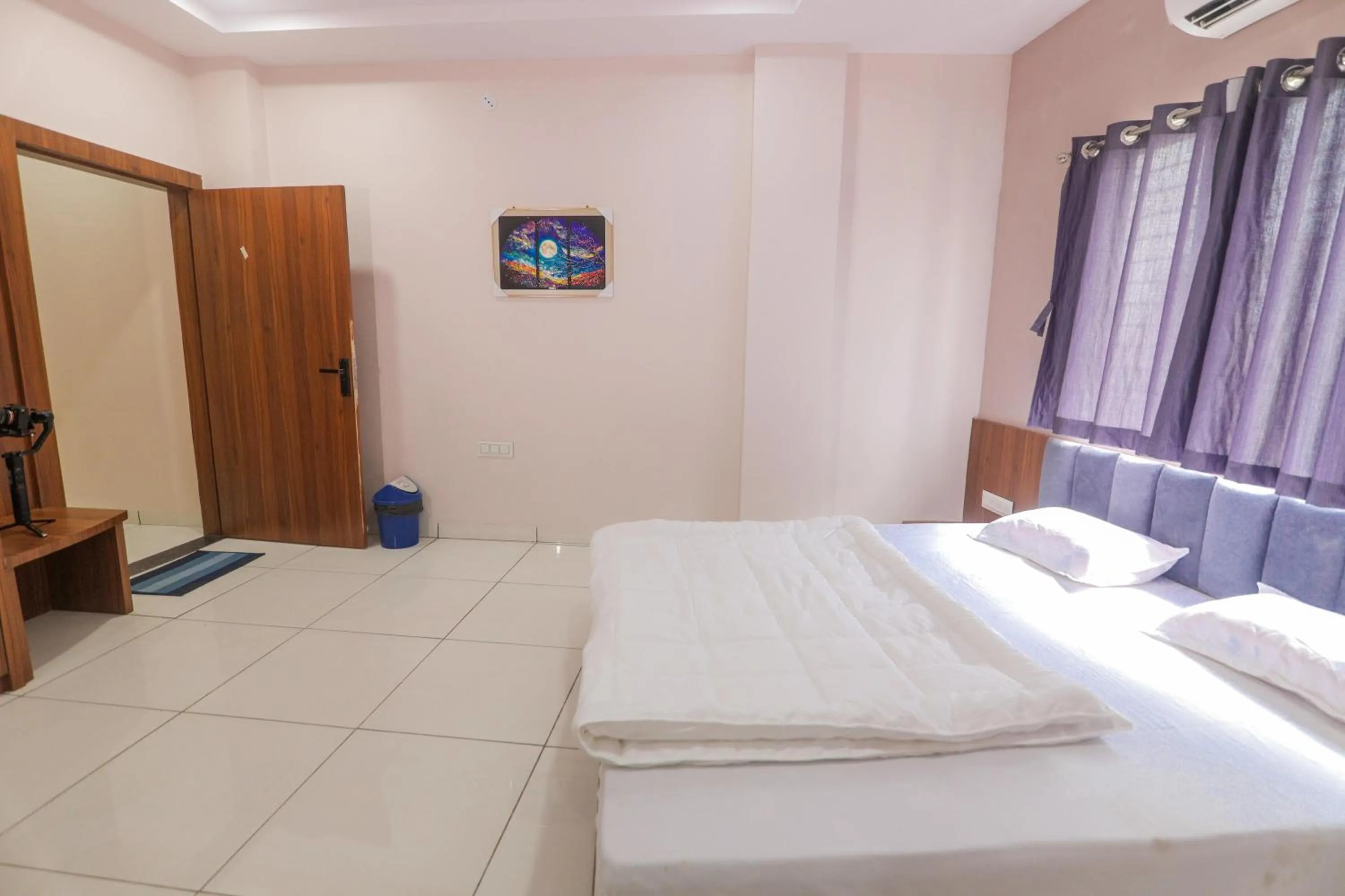 Bed in Hotel Dev Krishna Palace