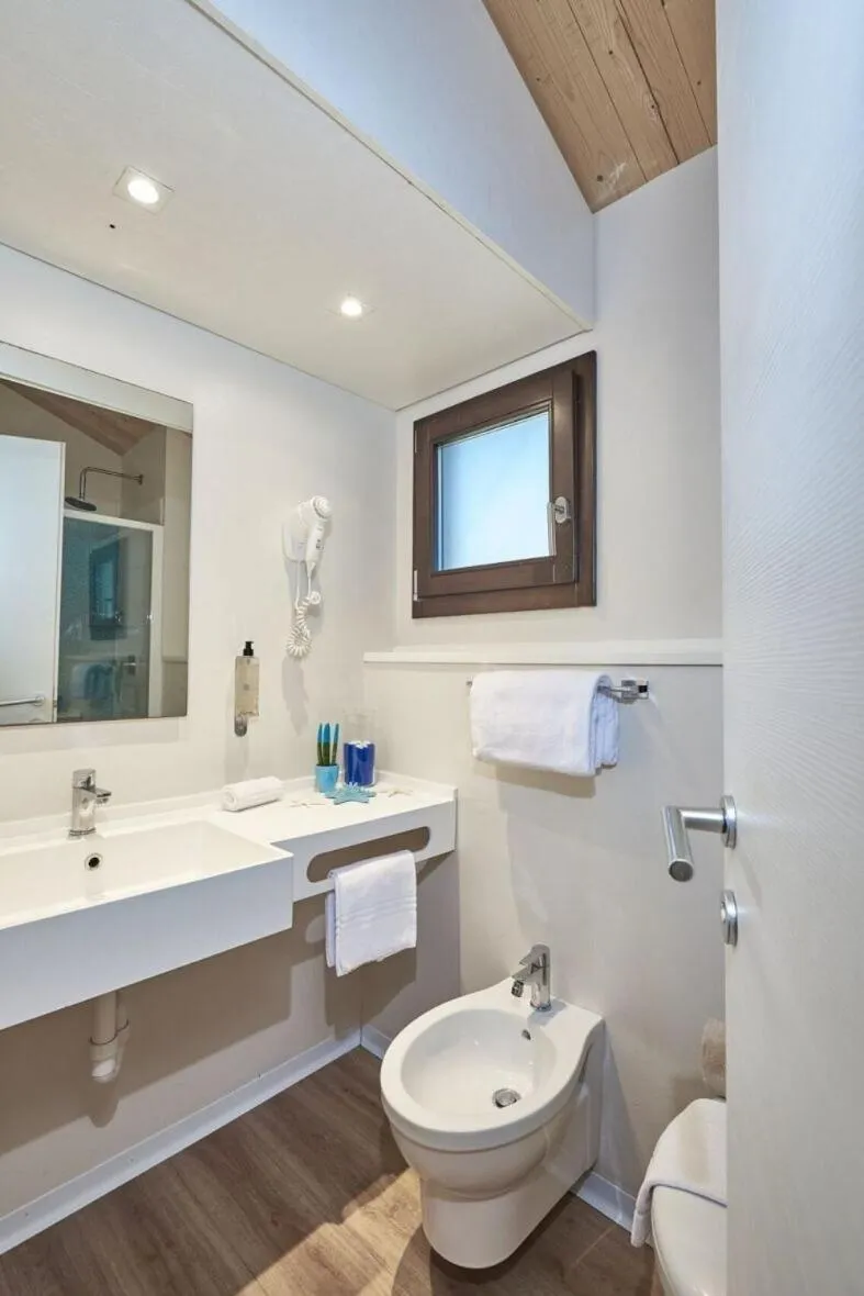 Bathroom in Paradù EcoVillage & Resort