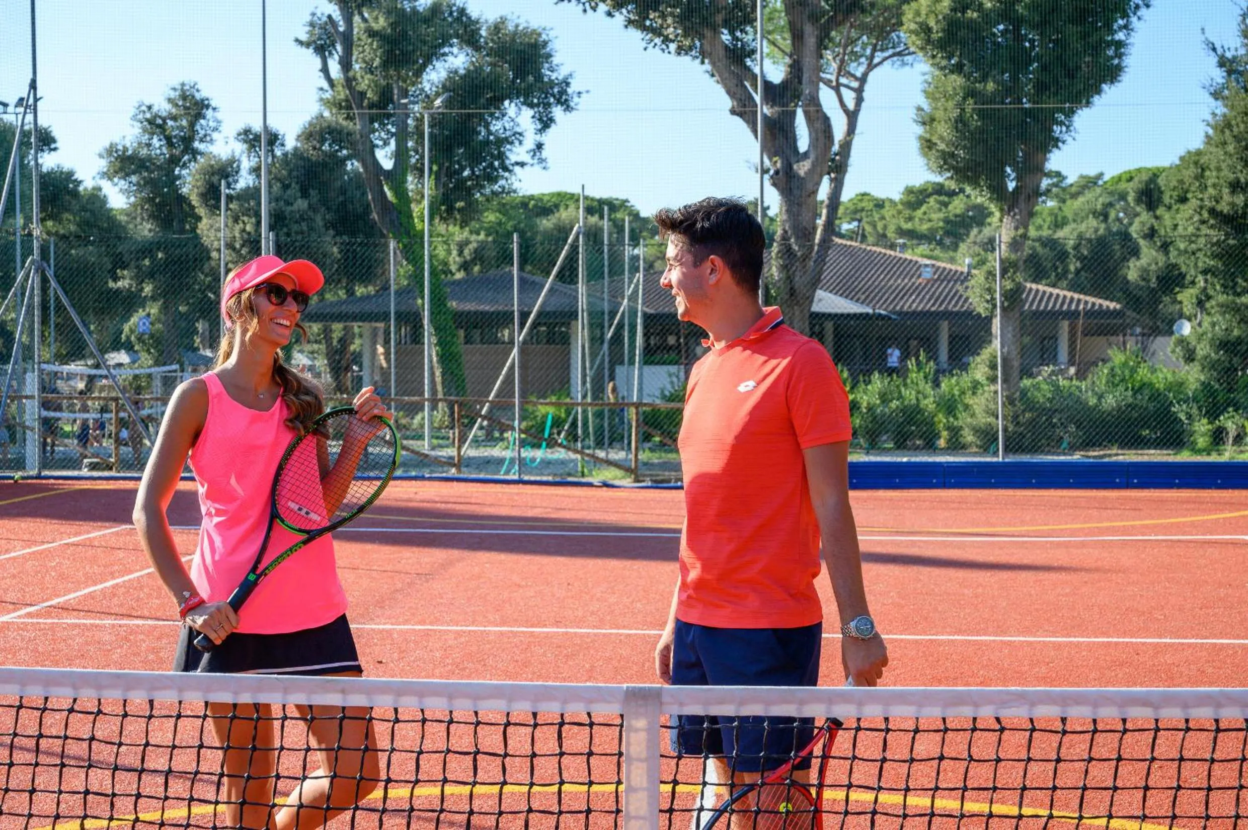Tennis court in Paradù EcoVillage & Resort