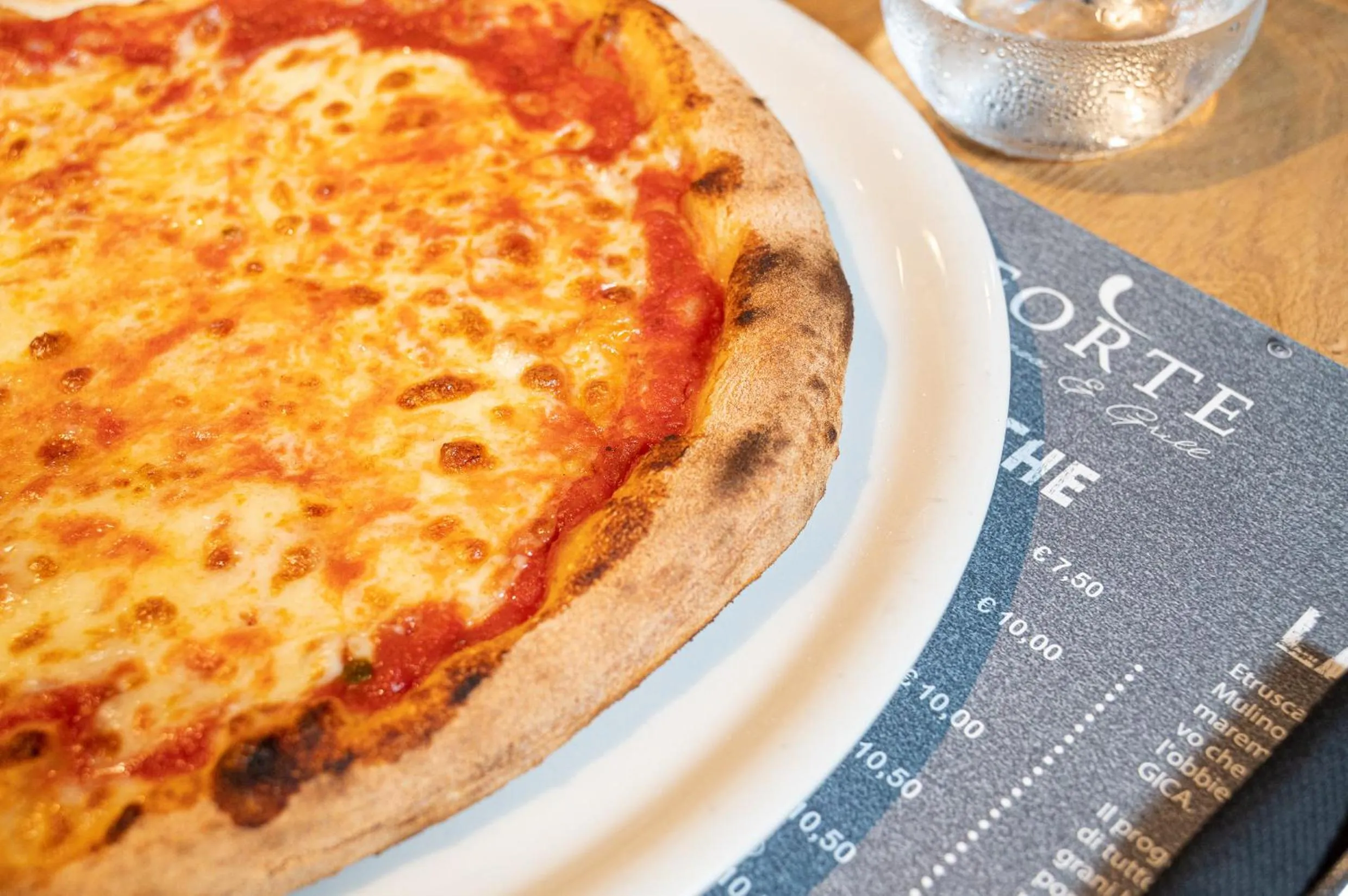 Restaurant/places to eat in Paradù EcoVillage & Resort