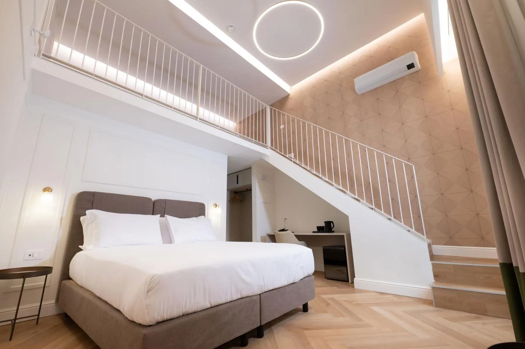 Bedroom, Bed in Casa D Hotel Napoli