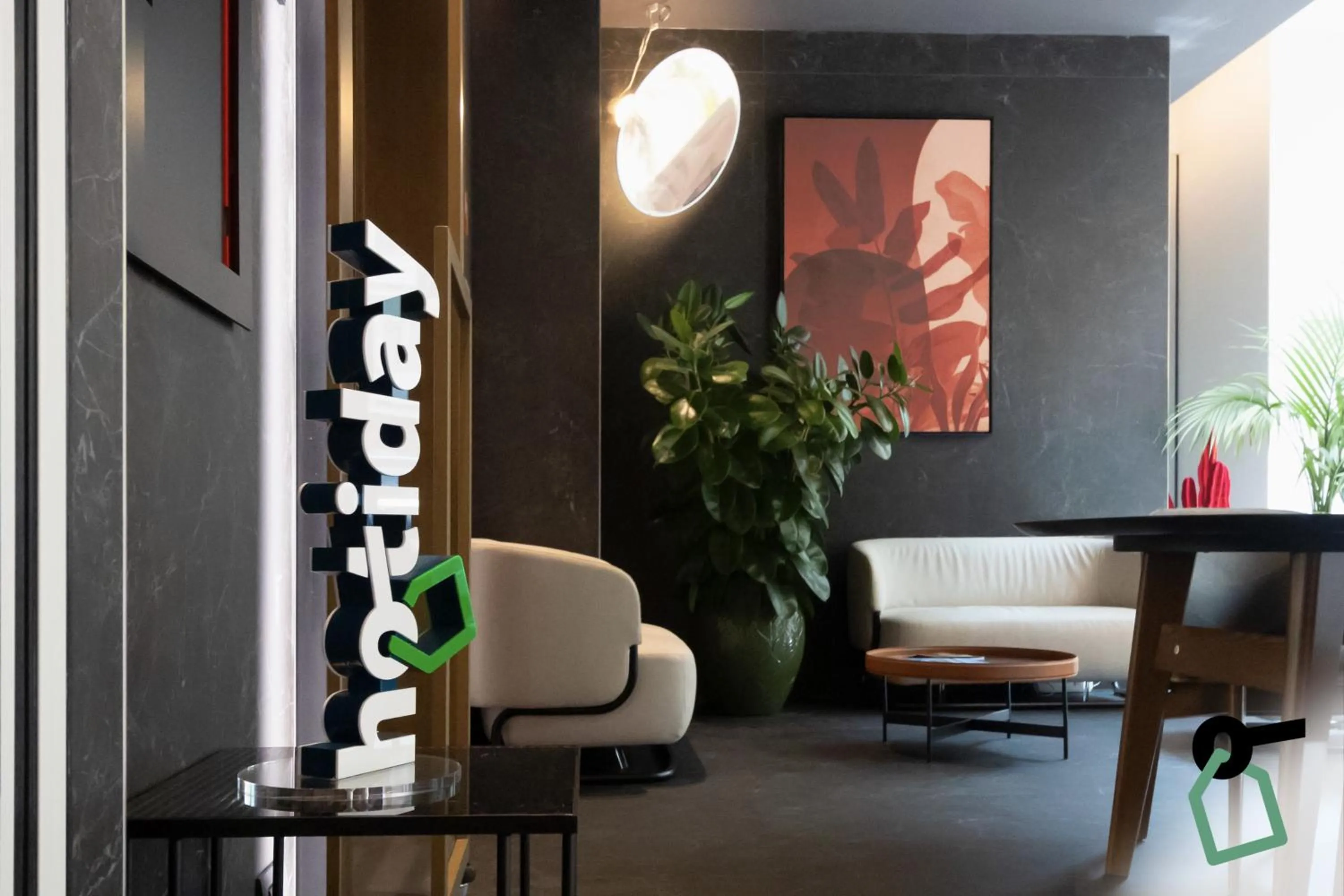 Lobby or reception in HOTIDAY Room Collection - Milano Cinque Giornate