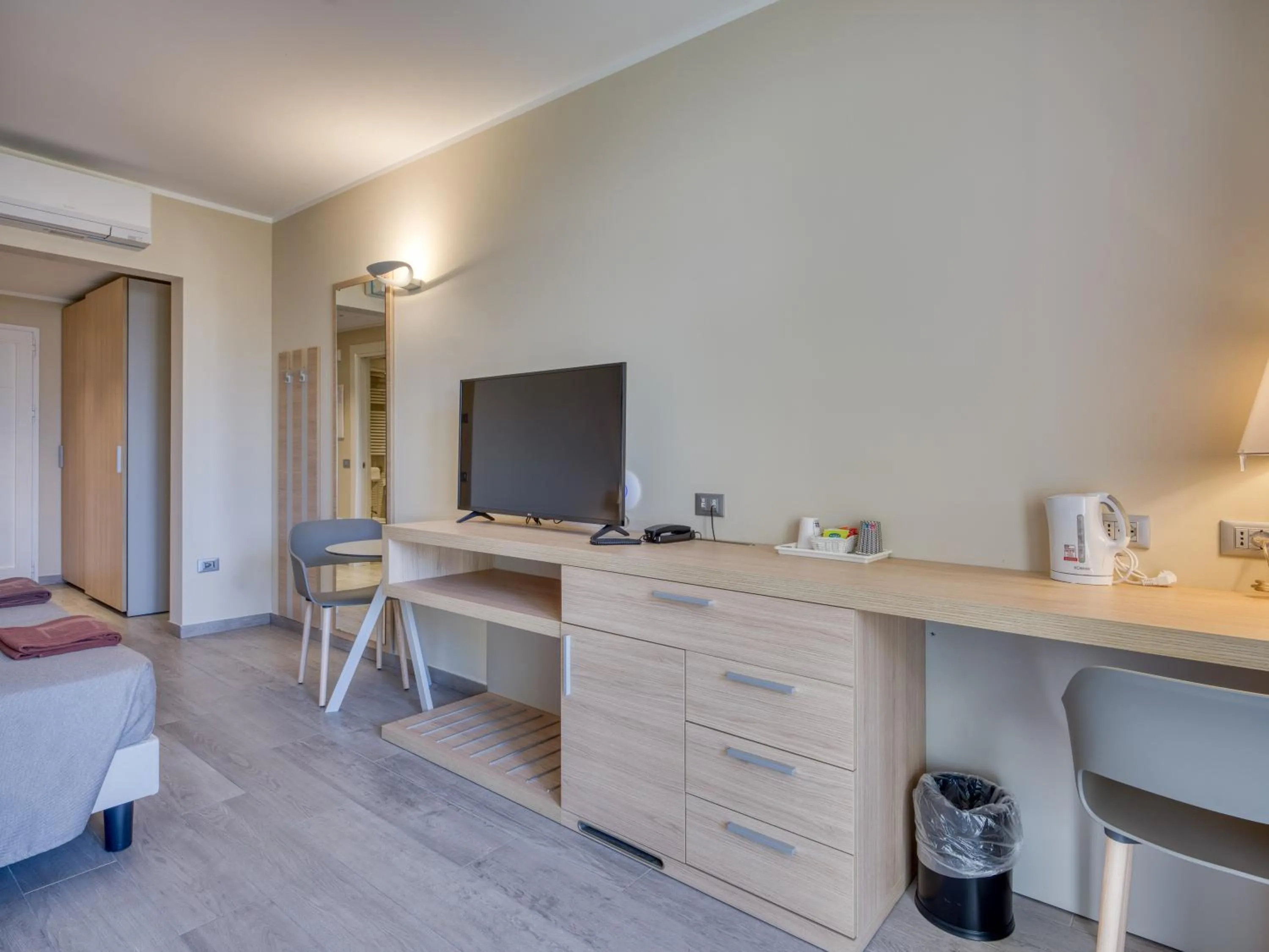 Bedroom, Bed in Hotel Cristina