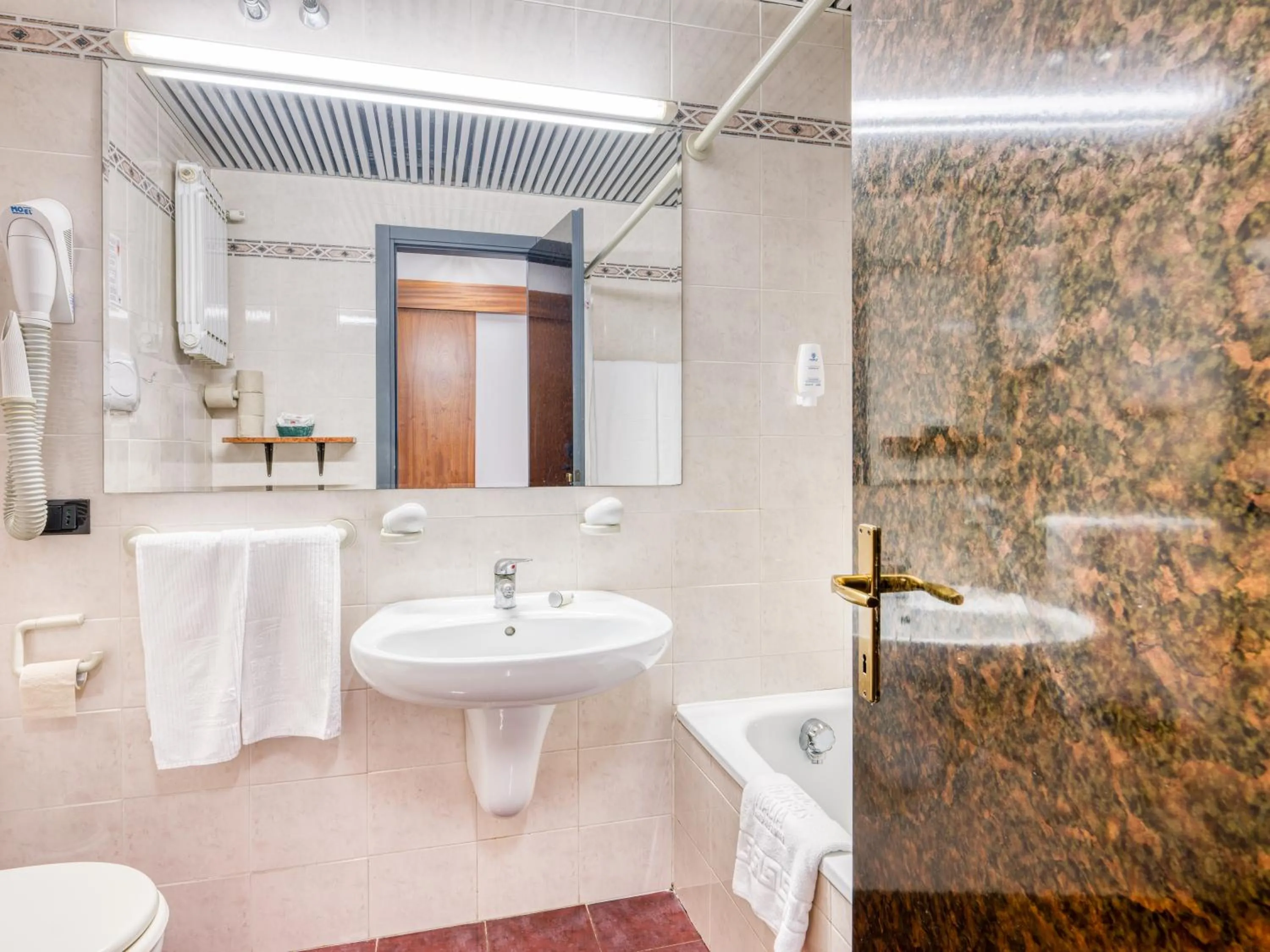 Bathroom in Hotel Cristina