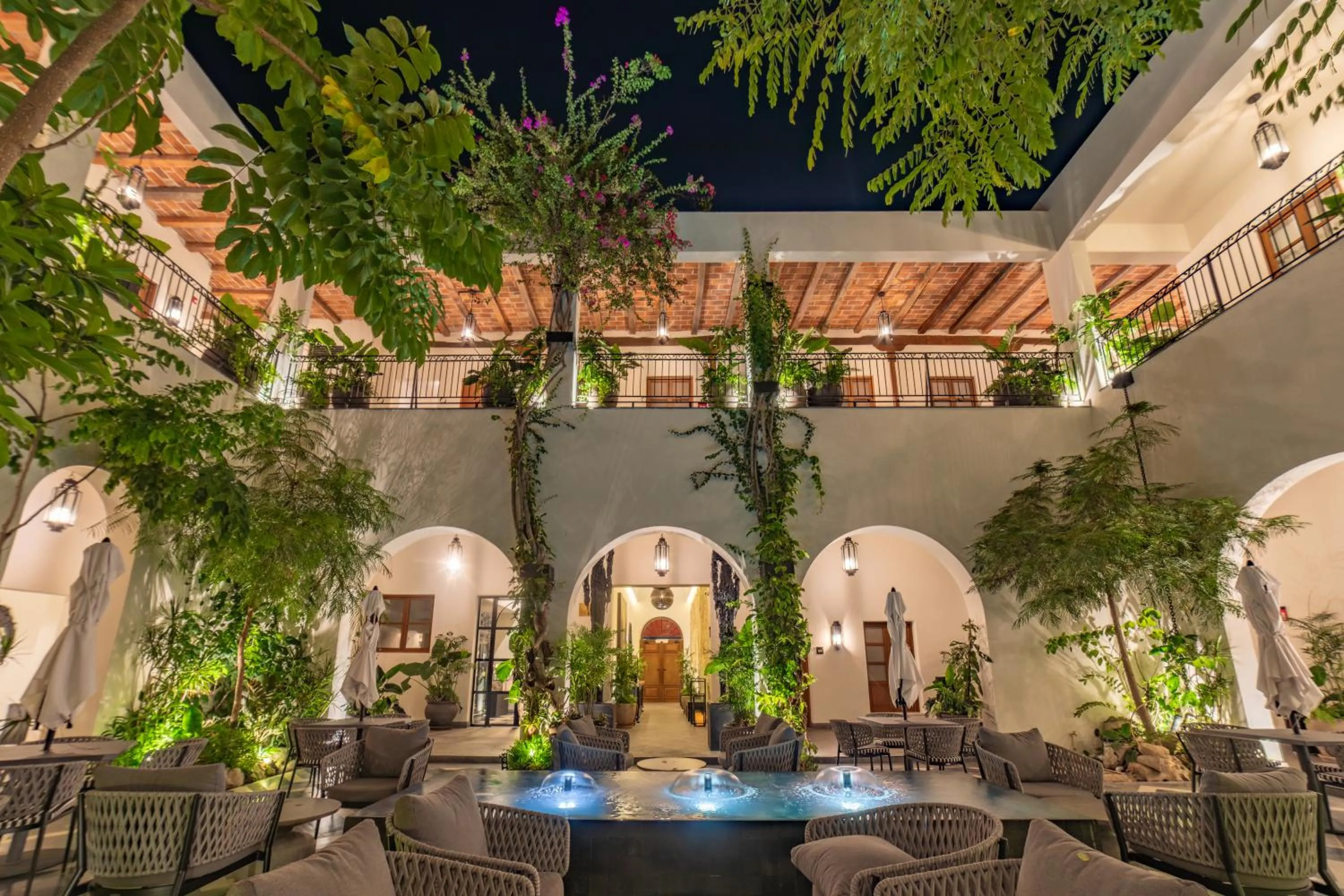 Patio in Pueblo Bonito Vantage Centro Histórico Mazatlán
