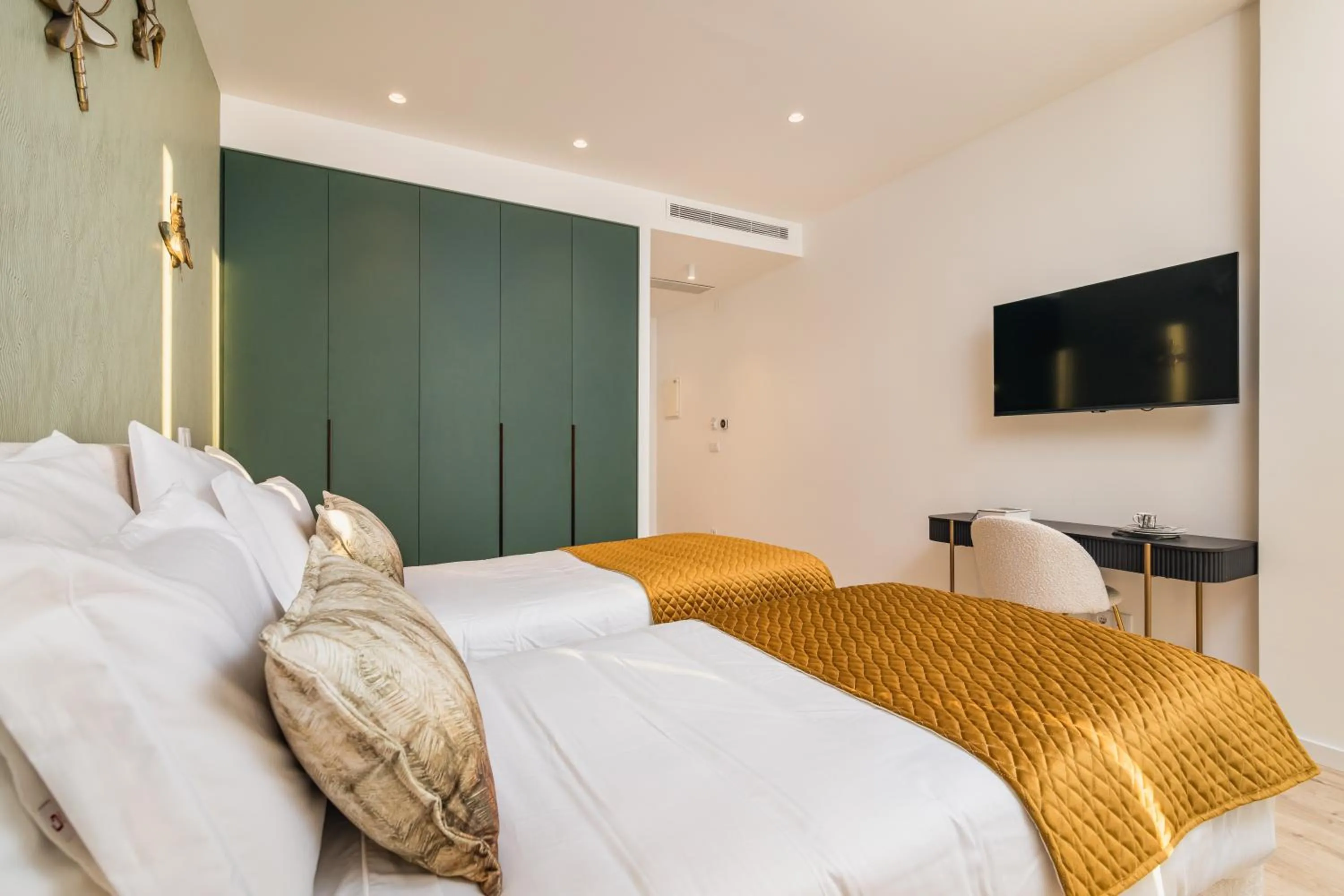 Bed in Haven Nature Hotel & Villas