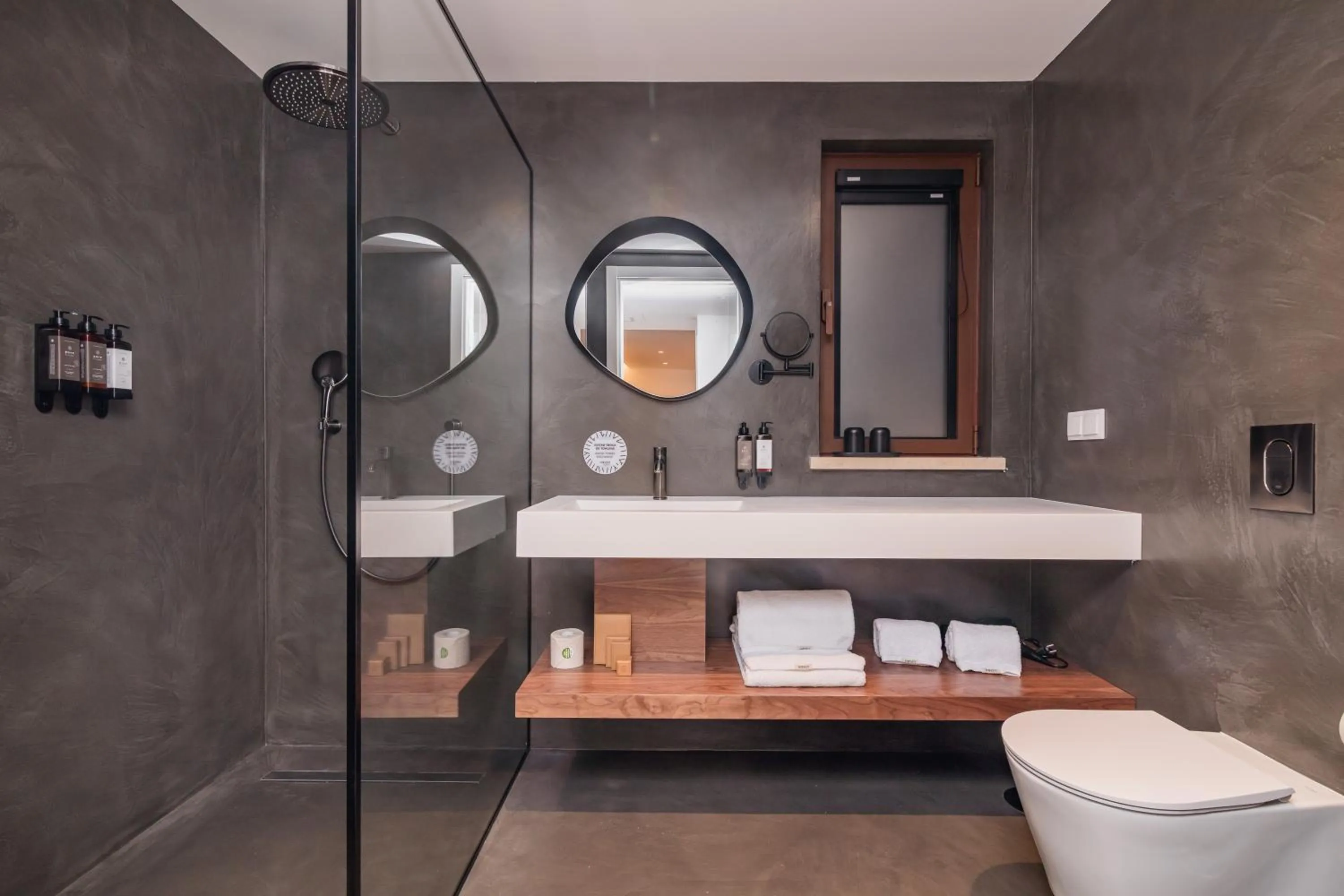 Shower in Haven Nature Hotel & Villas