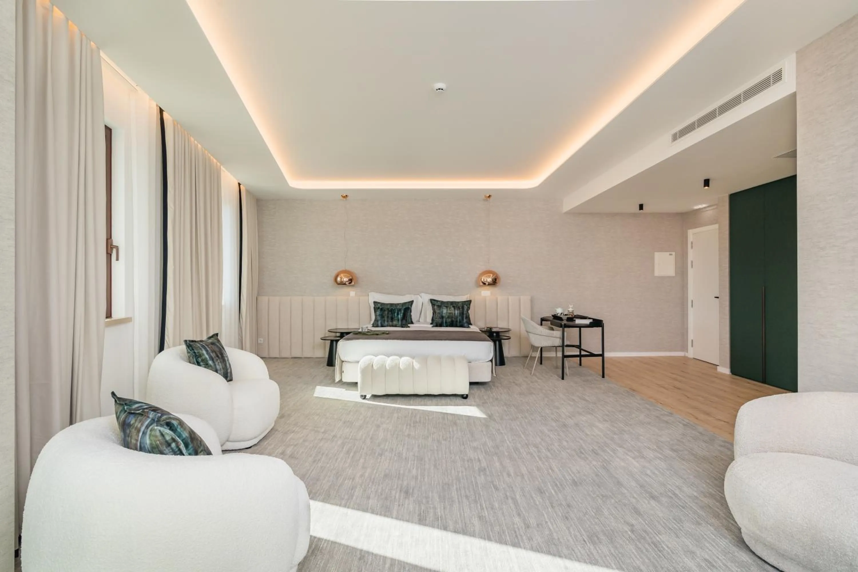 Bed in Haven Nature Hotel & Villas