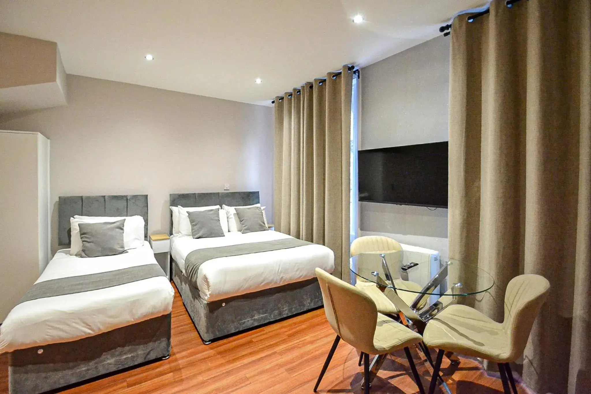 Triple Studio (3 Adults) in Imperial Court Studios Triple Studio (3 Adults) in Imperial Court Studios