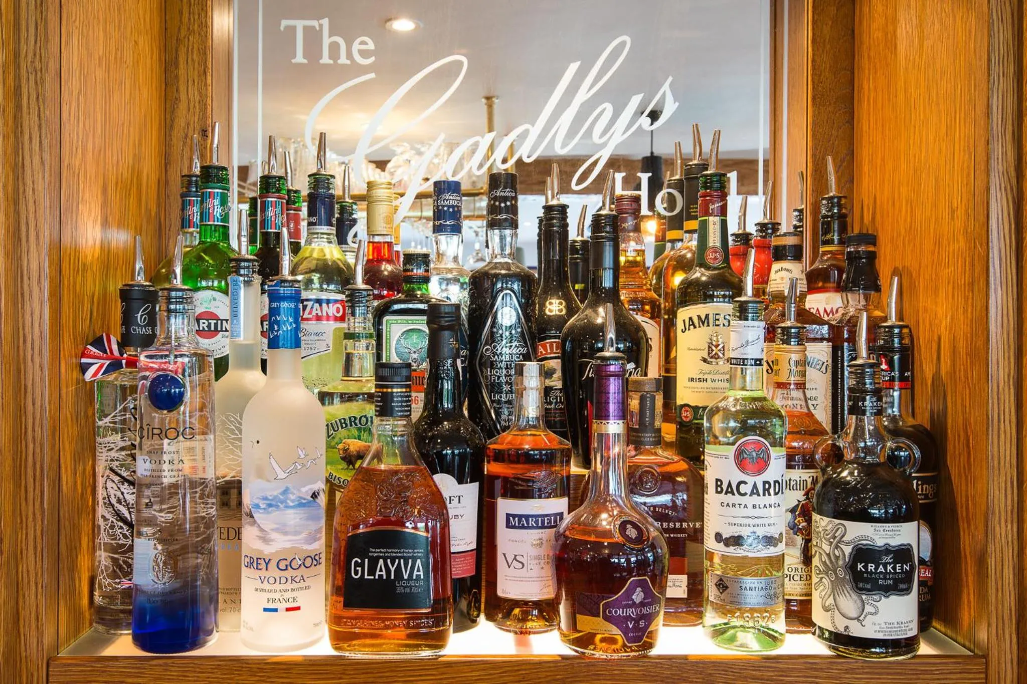 Alcoholic drinks in Gwesty Gadlys Hotel