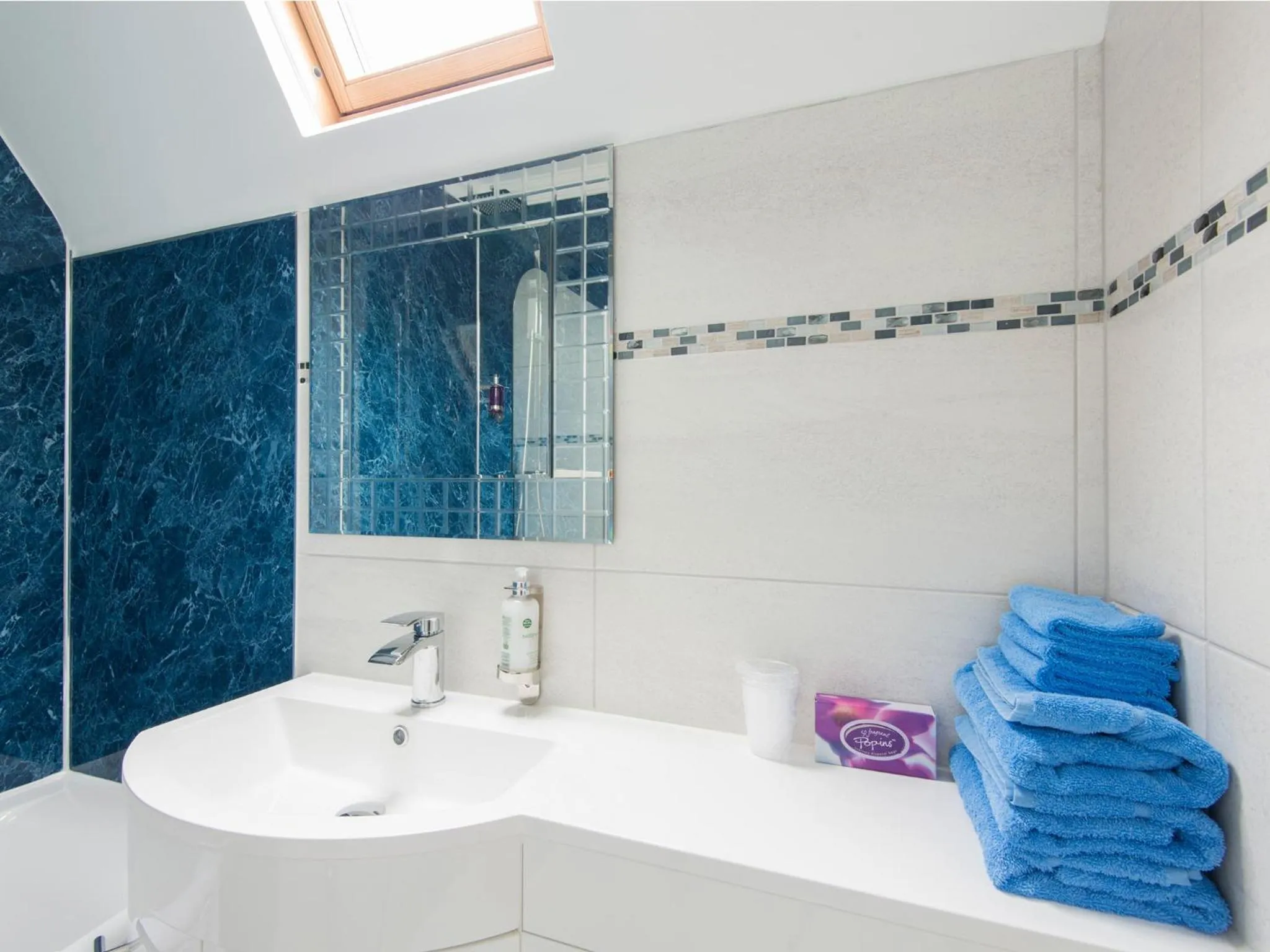 Bathroom in Gwesty Gadlys Hotel