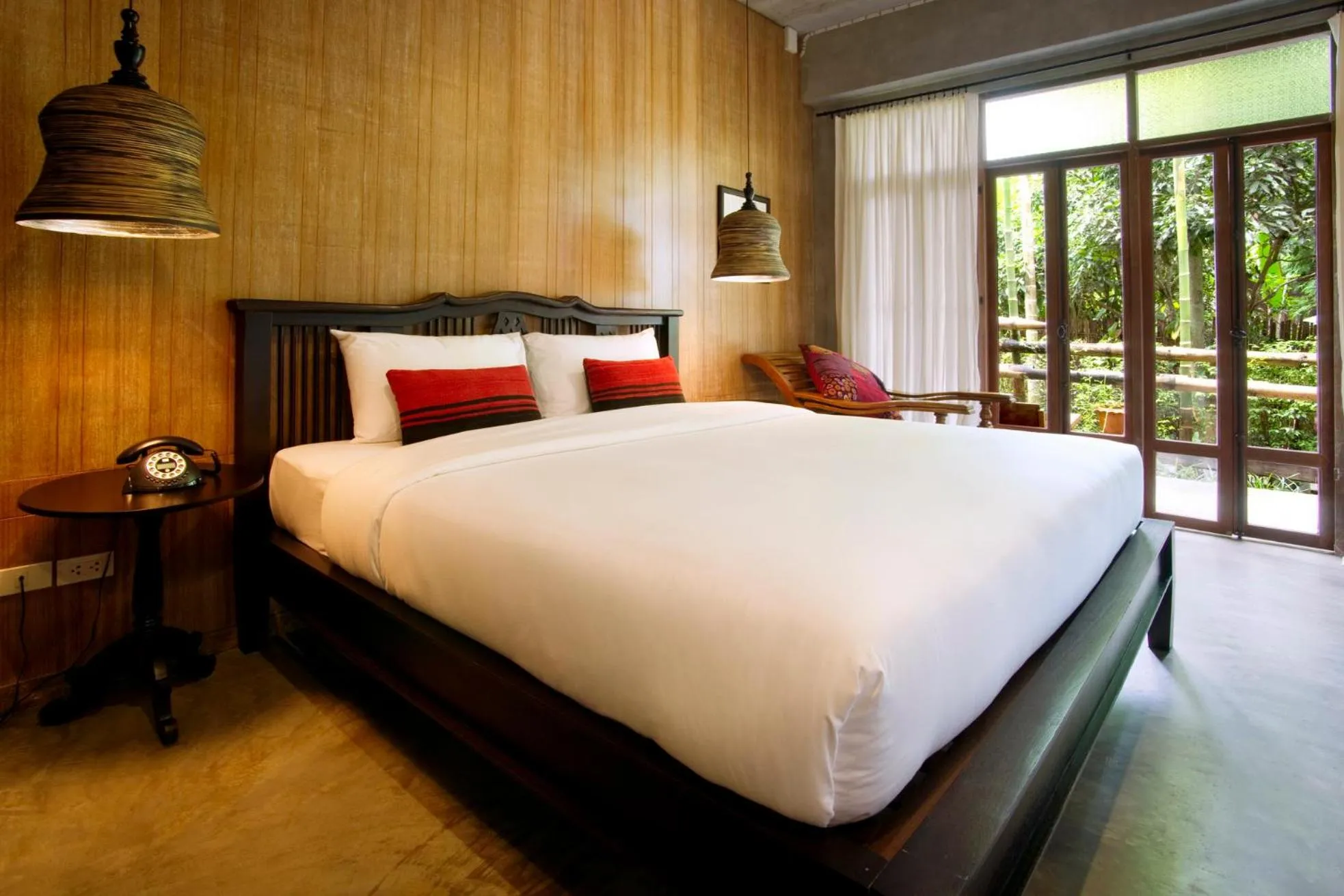 Photo of the whole room, Bed in Hotel des Artists Rose of Pai