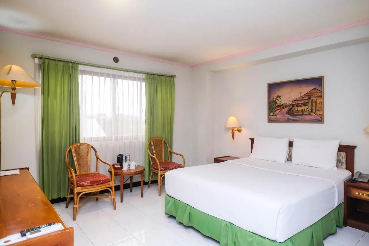 Bedroom, Bed in Hotel Surya Asia