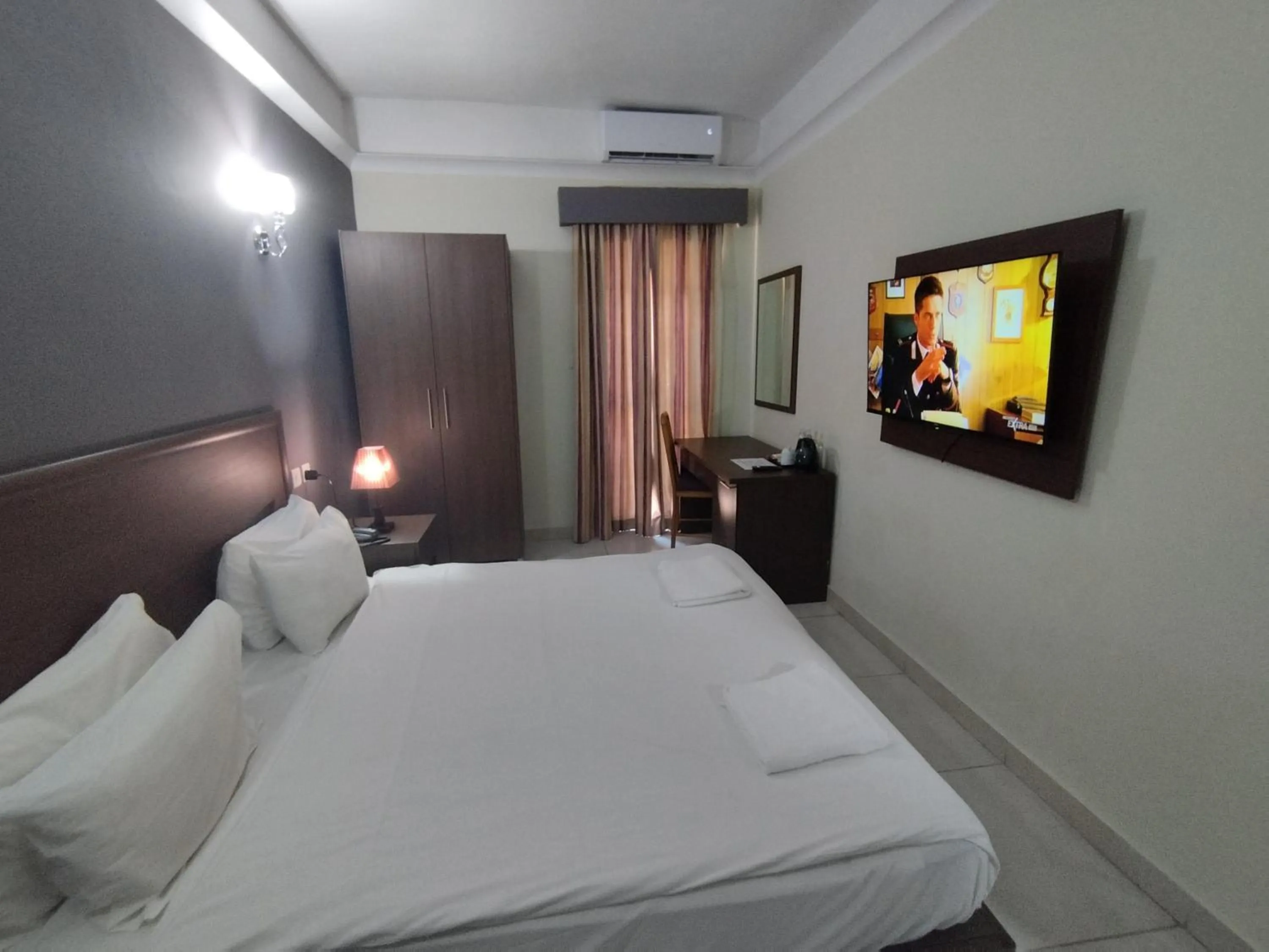 Bed in The Windsor Hotel