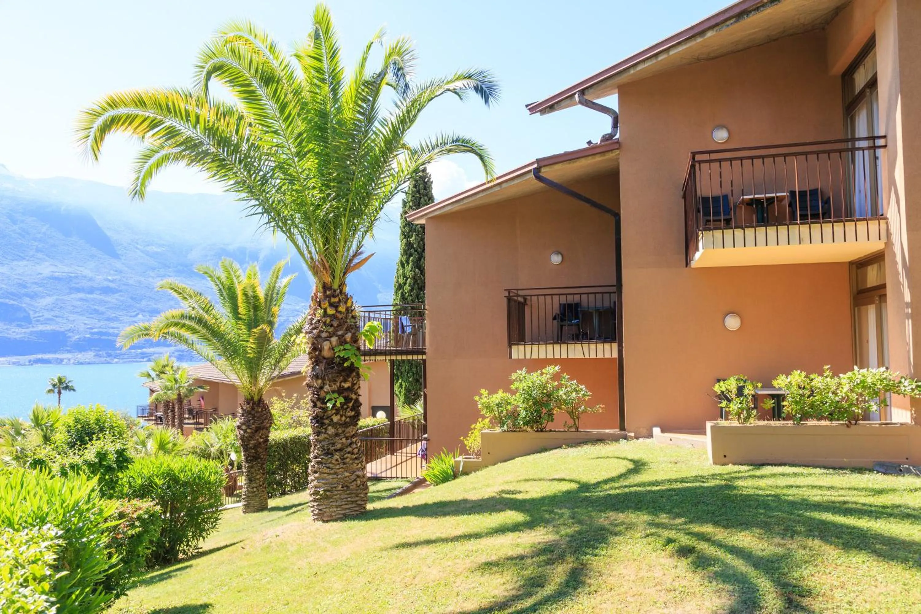 Facade/entrance in Hotel Leonardo Da Vinci