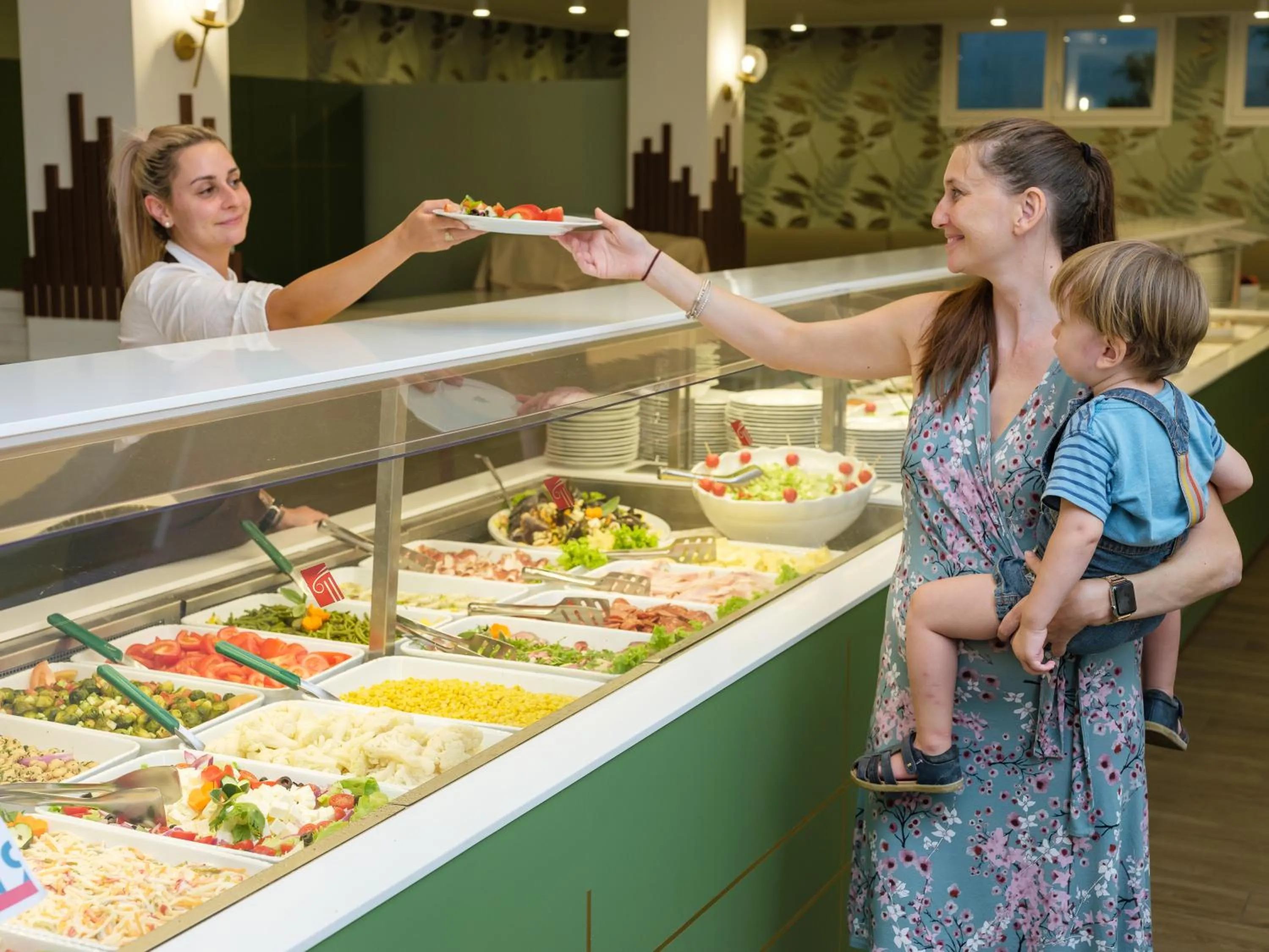 Restaurant/places to eat in Hotel Leonardo Da Vinci