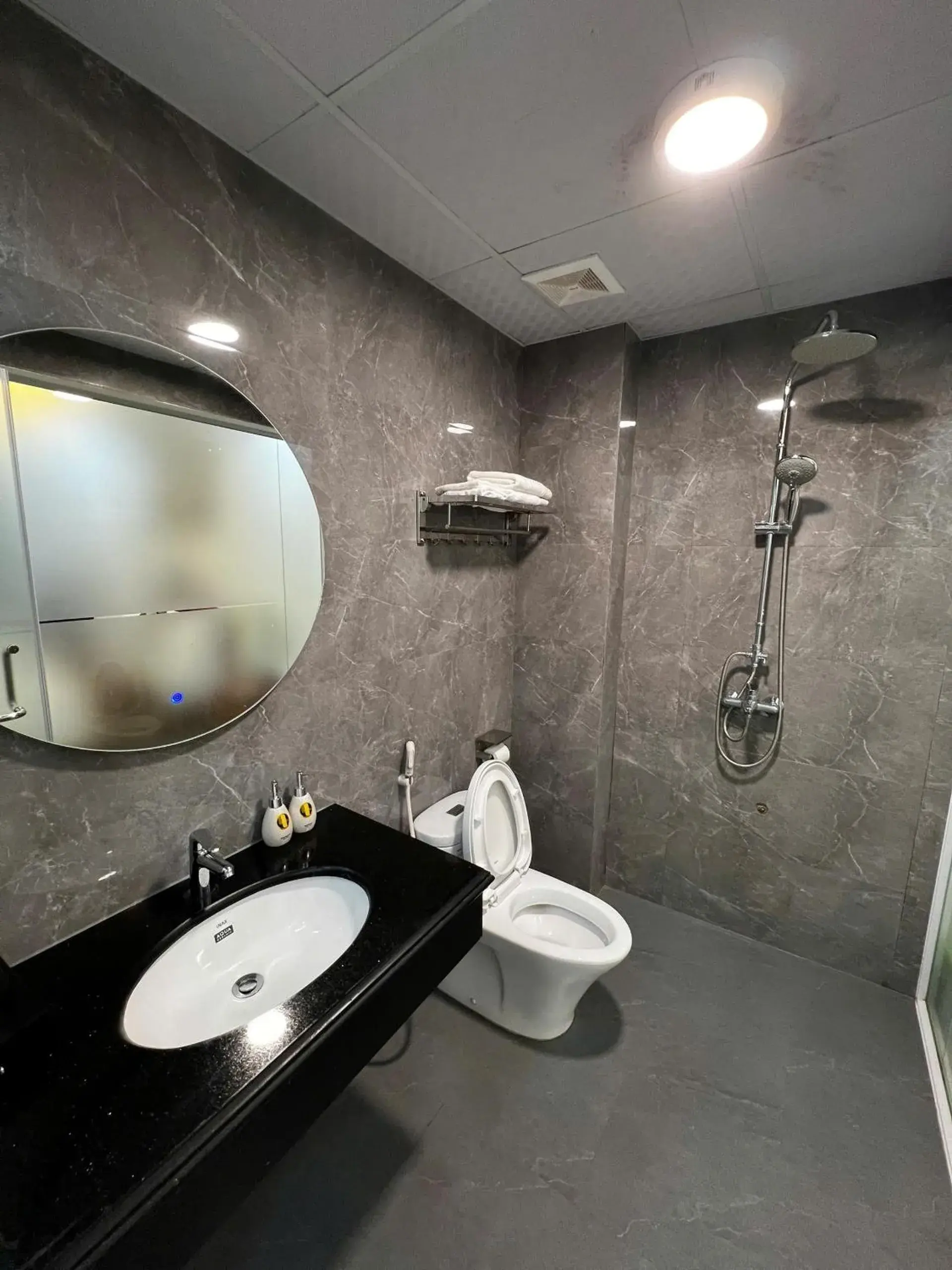 Superior Double Room in Hương Linh Apartment Superior Double Room in Hương Linh Apartment