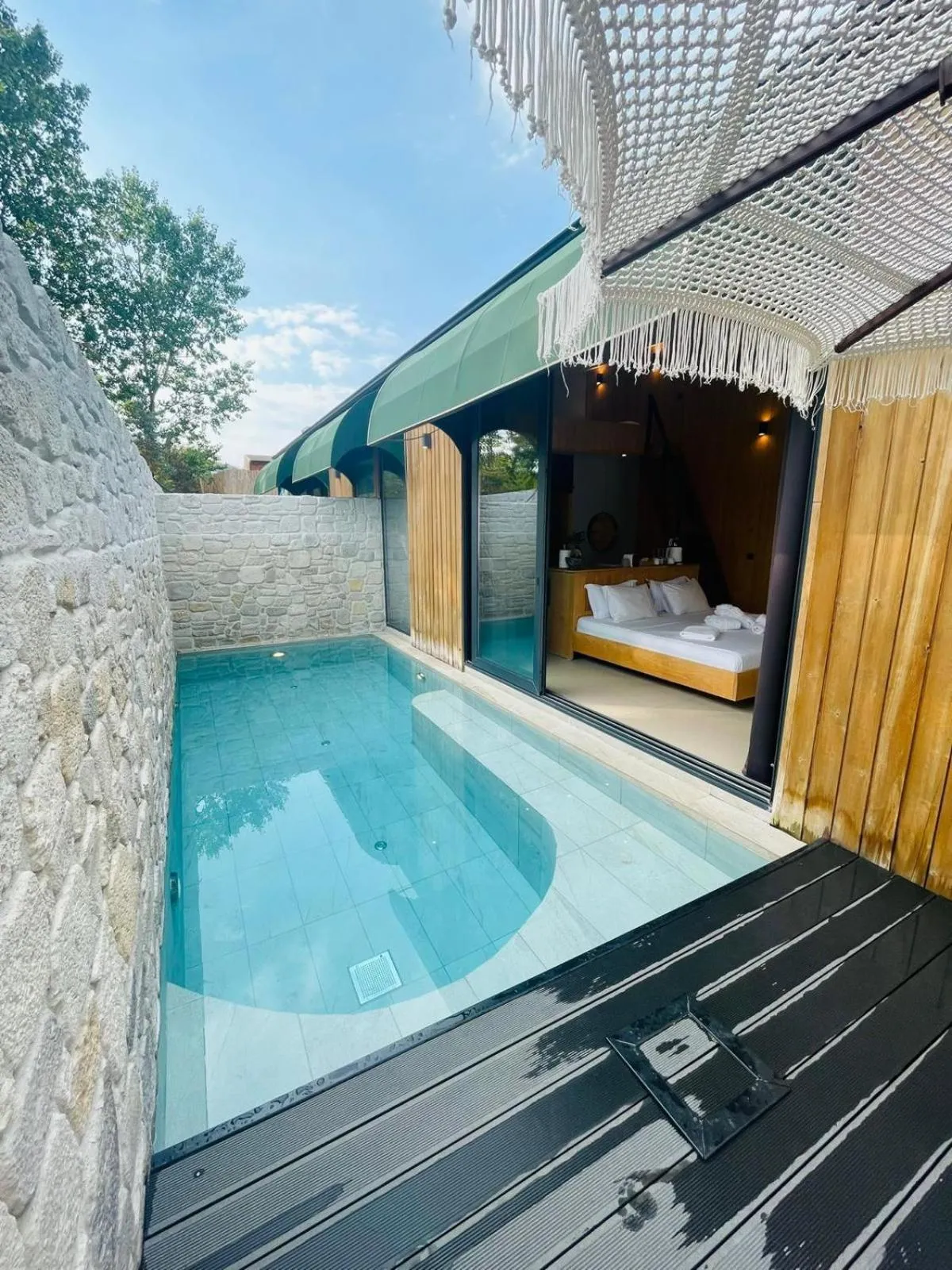 Swimming pool in Prime Suites