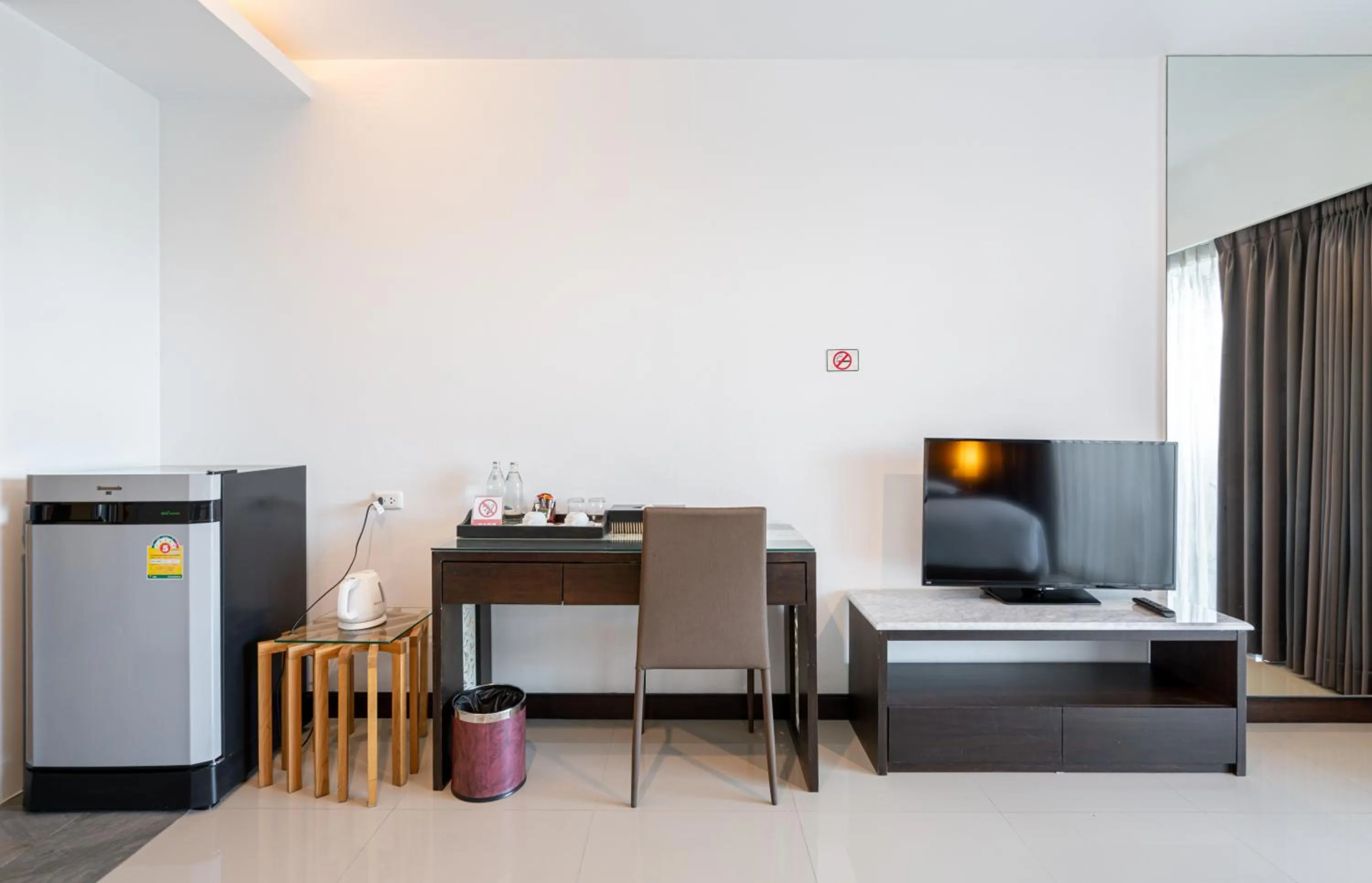 Seating area, Bed in Lani Chiang Mai Hotel