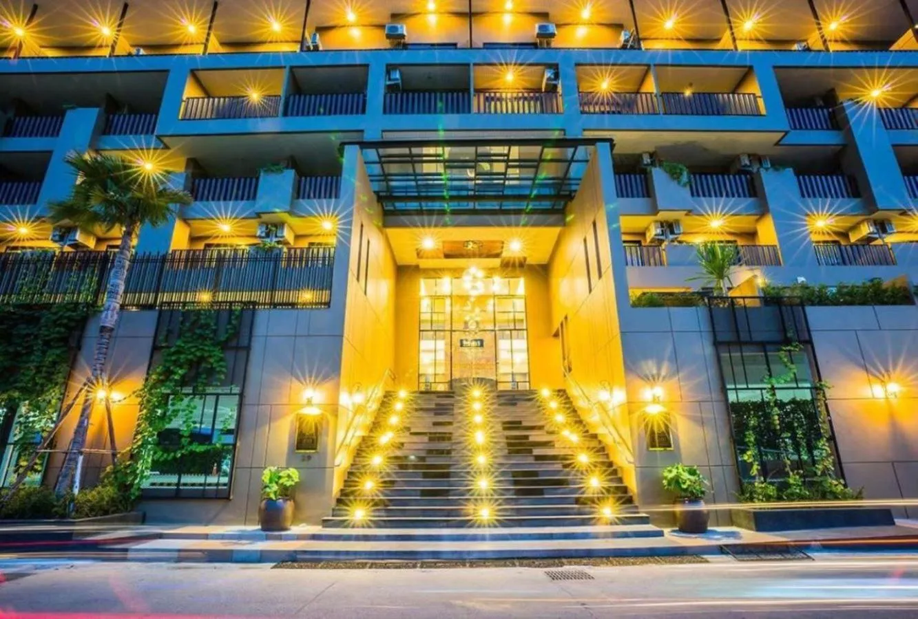 Property building in Lani Chiang Mai Hotel