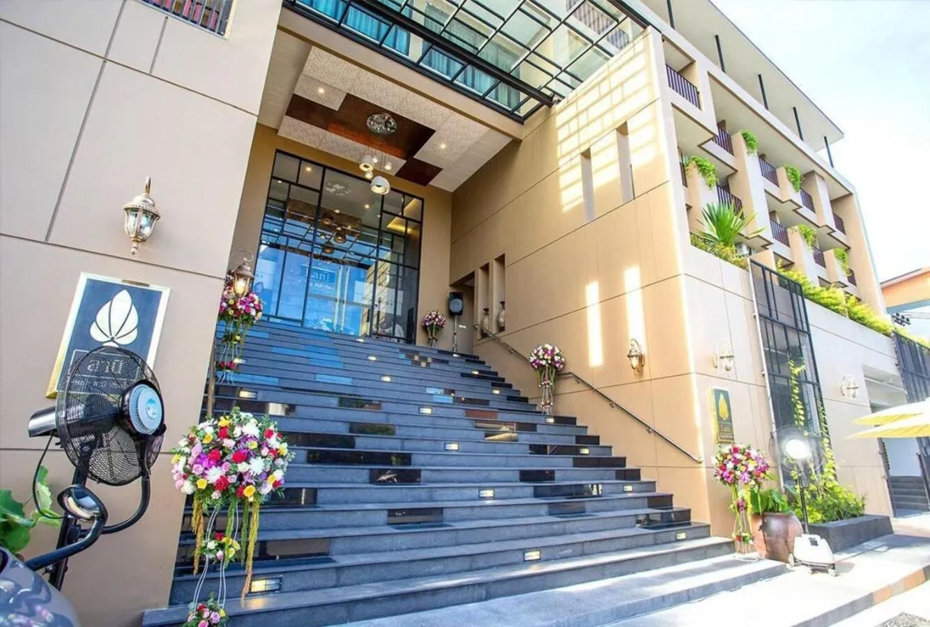 Property building in Lani Chiang Mai Hotel