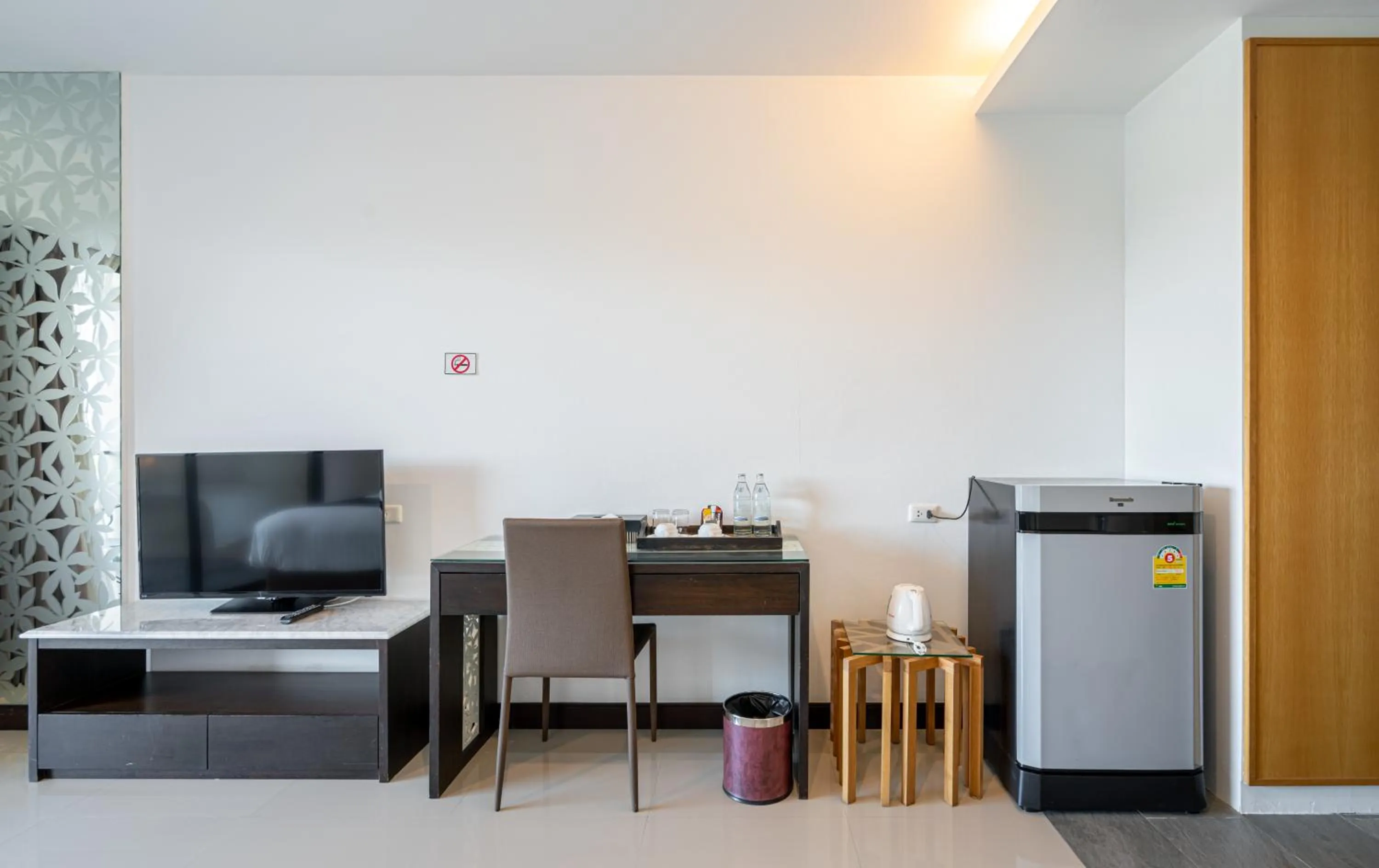 Seating area in Lani Chiang Mai Hotel