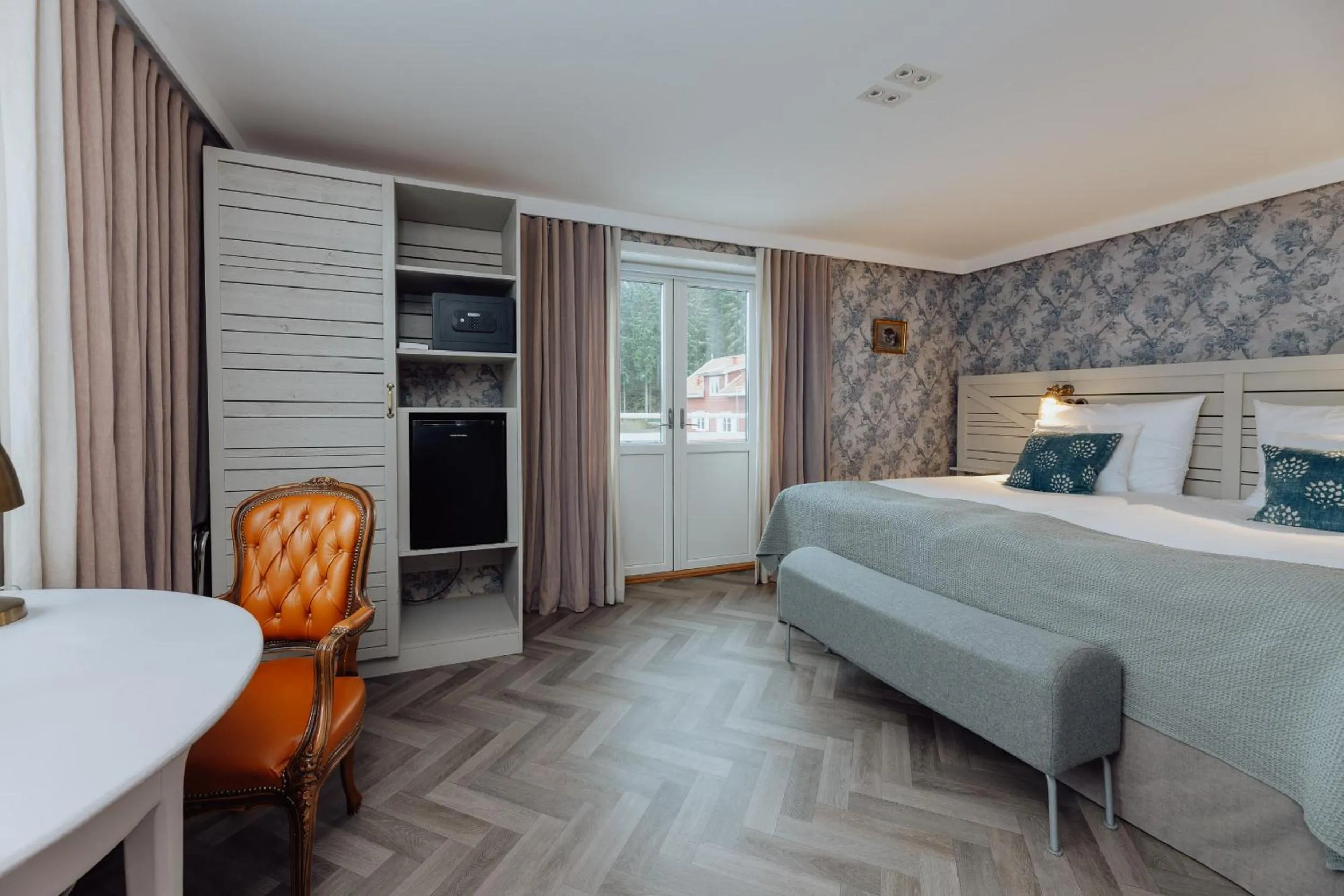 Property building, Bed in Bauergården