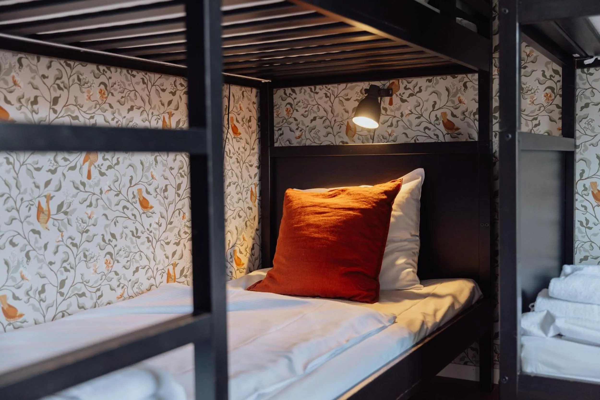 Property building, Bed in Bauergården