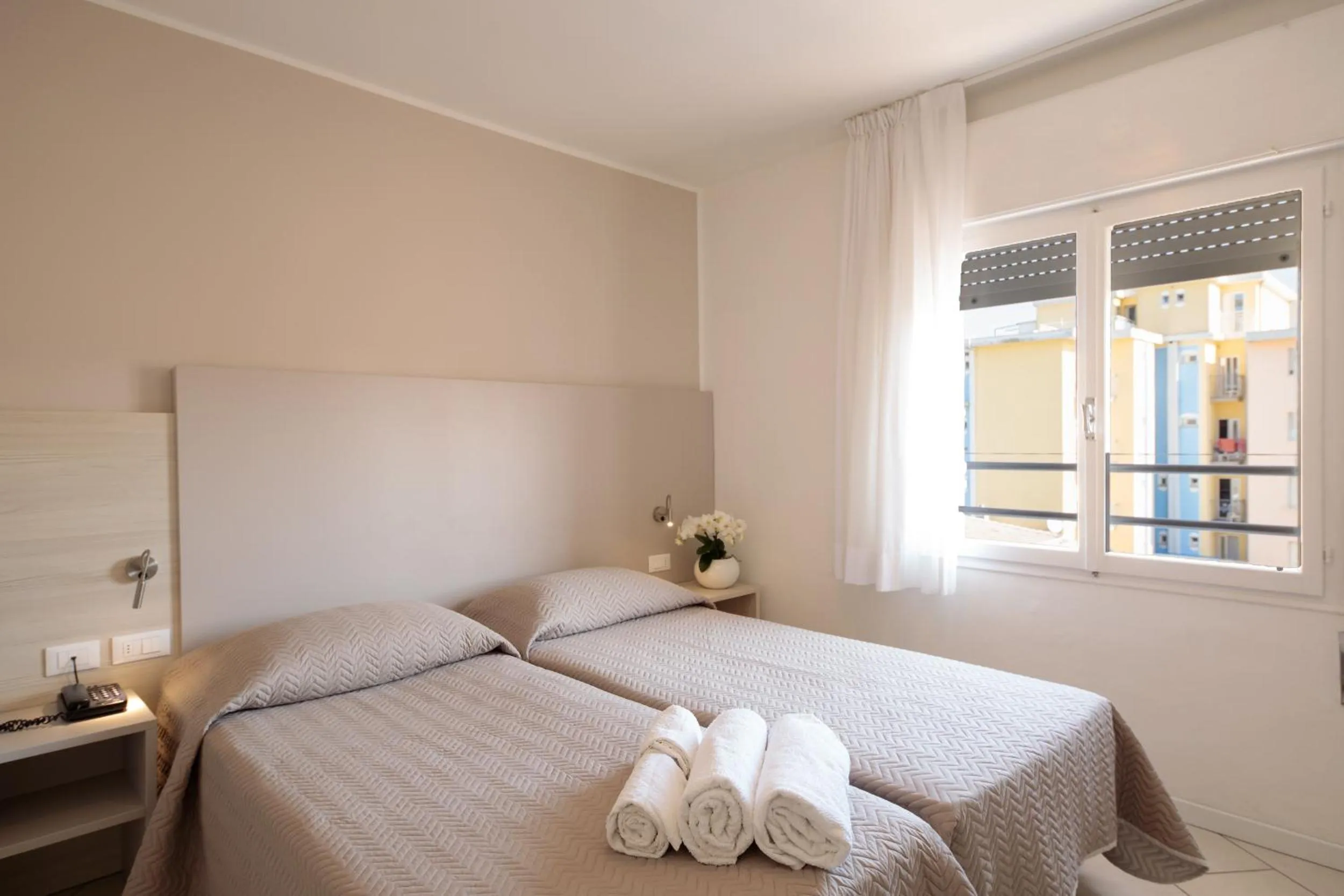 Bed in Hotel Madison