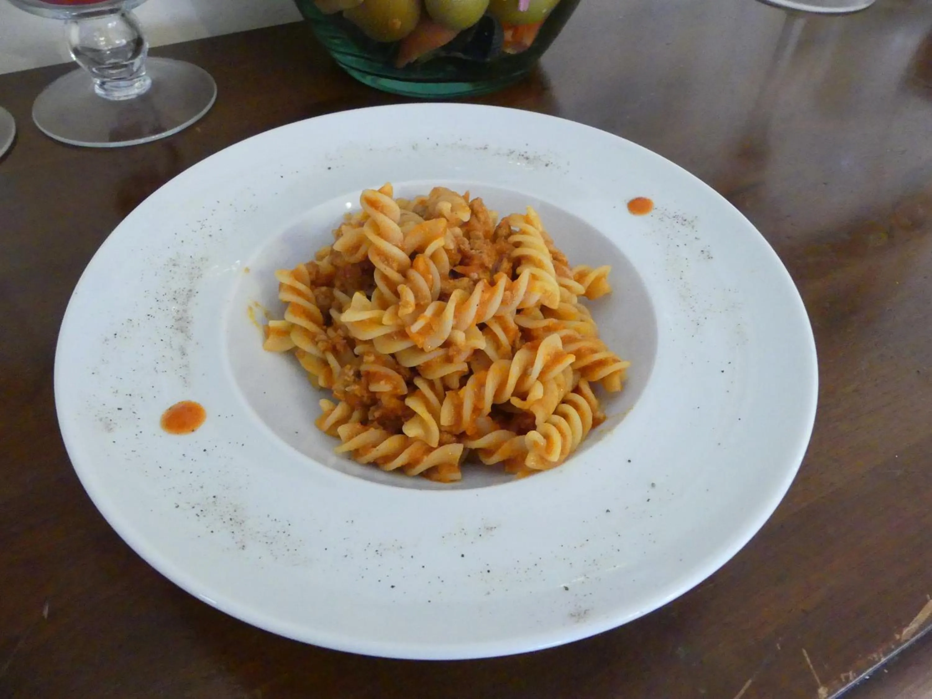 Restaurant/places to eat in Hotel Madison