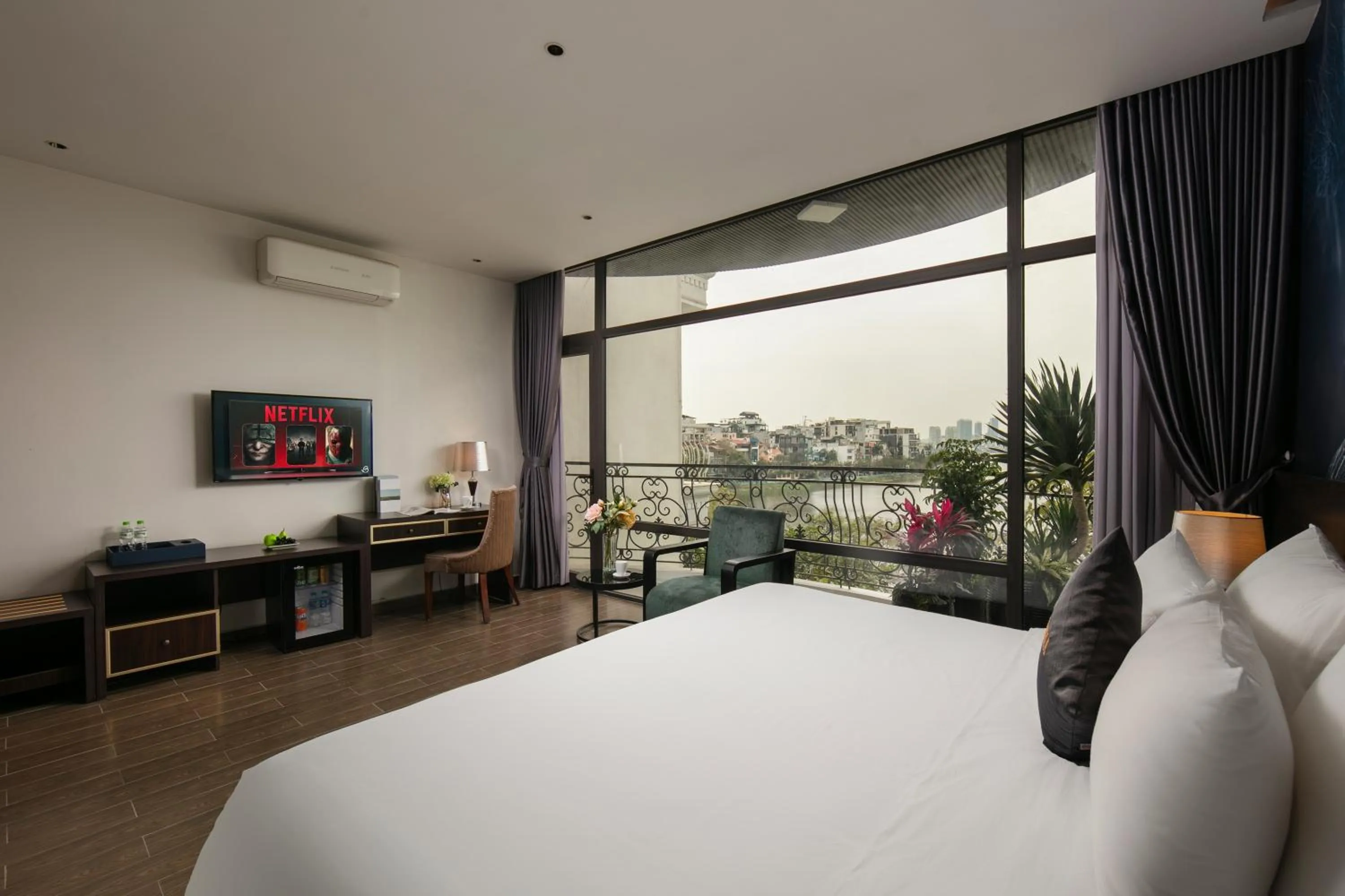 Bedroom, Bed in Westlake Pearl Suites & Spa 70 Xuan Dieu - By Pegasy Group