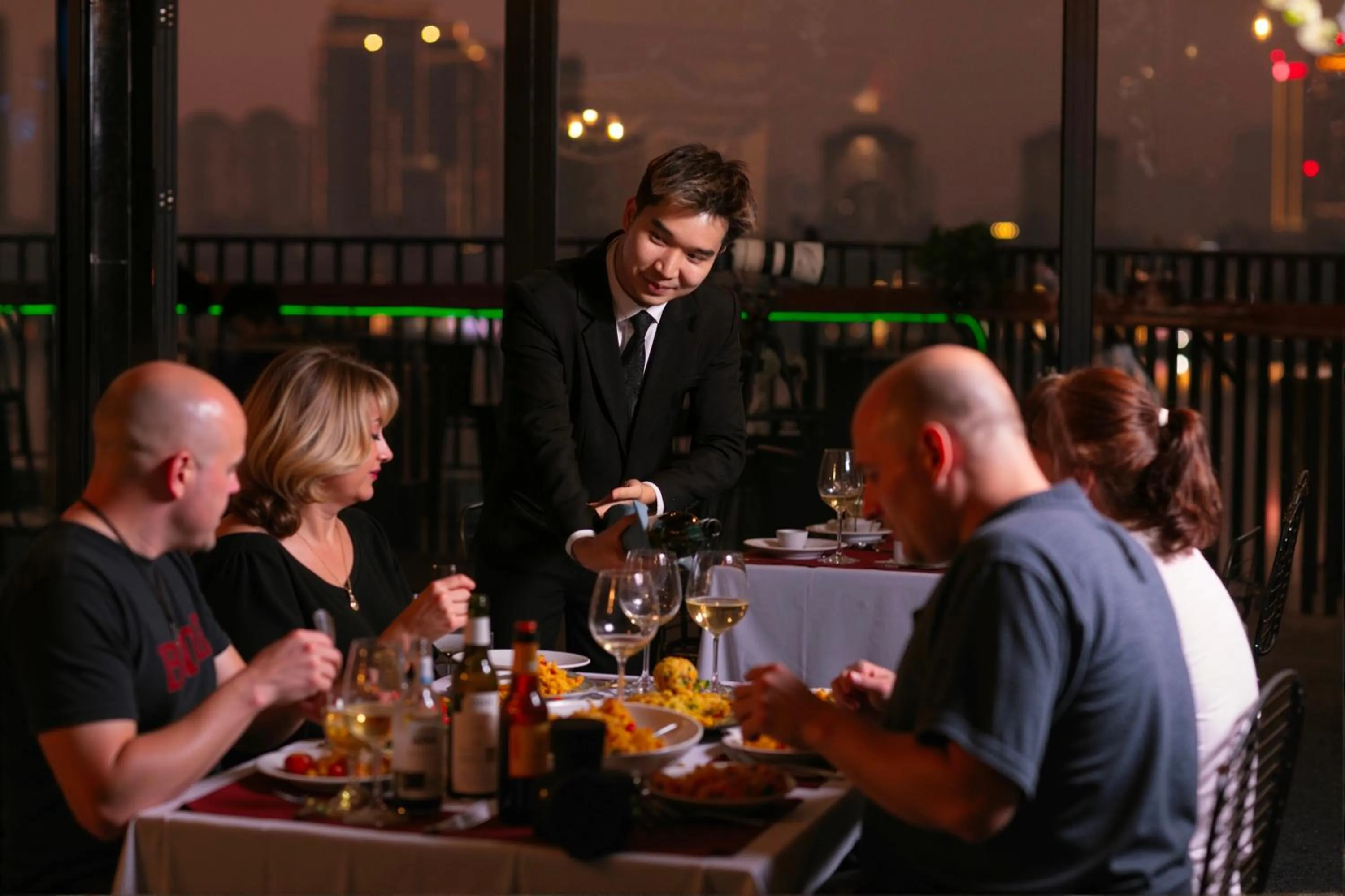 Restaurant/places to eat in Westlake Pearl Suites & Spa 70 Xuan Dieu - By Pegasy Group