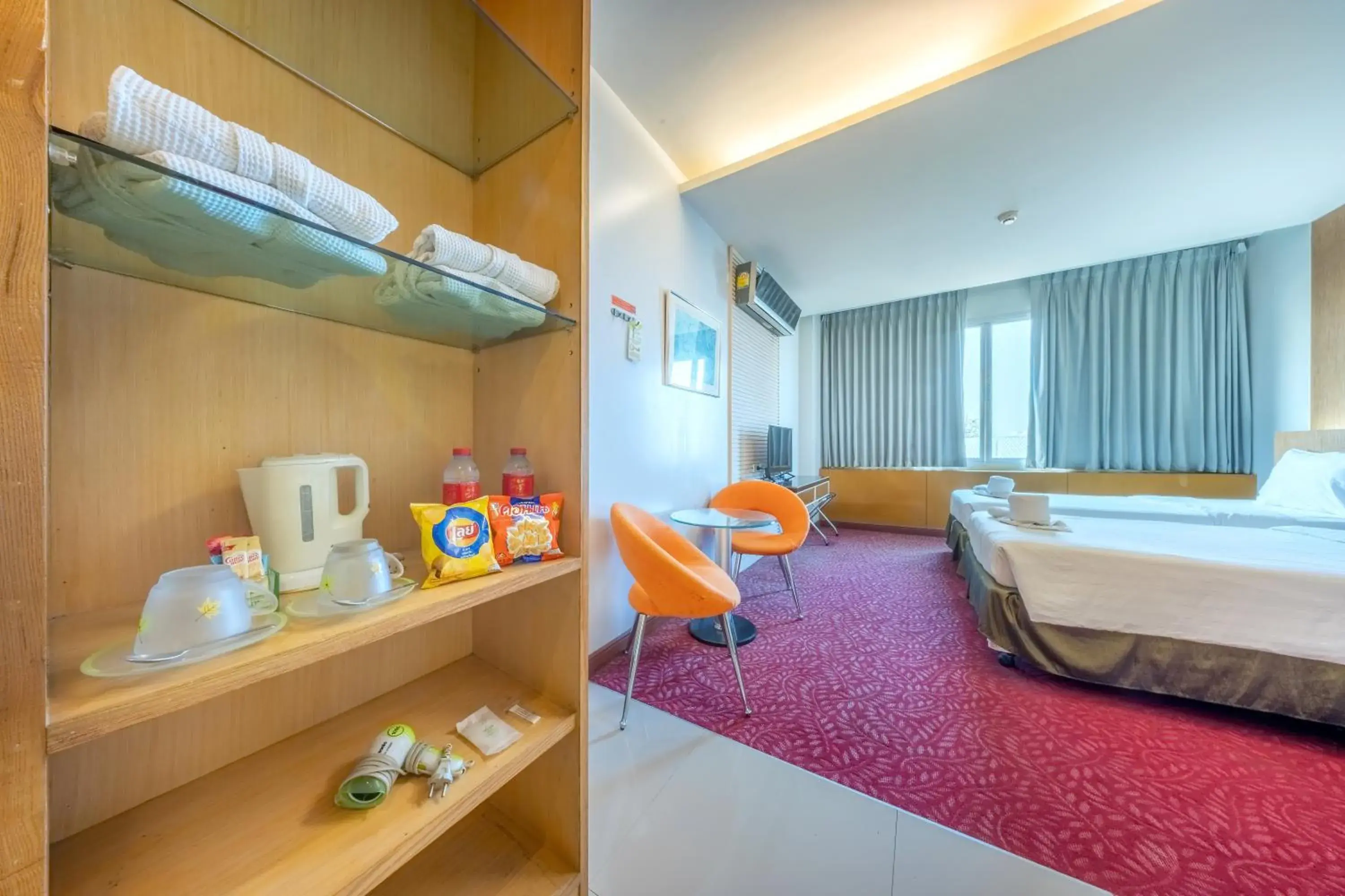 Standard Twin Room in SHIN Hotel V-ONE Korat Standard Twin Room in SHIN Hotel V-ONE Korat