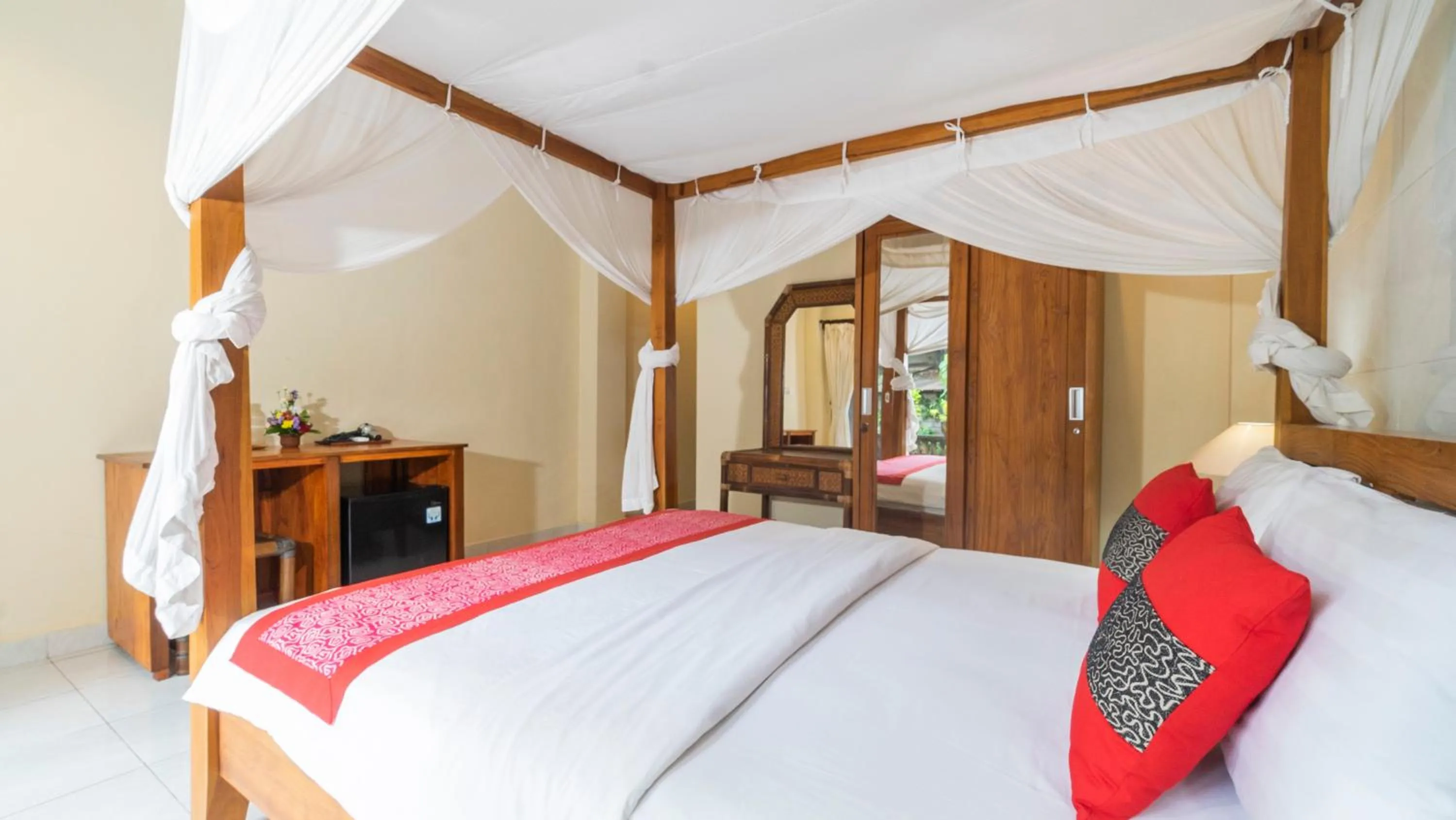 Bed in Raka House Accommodation