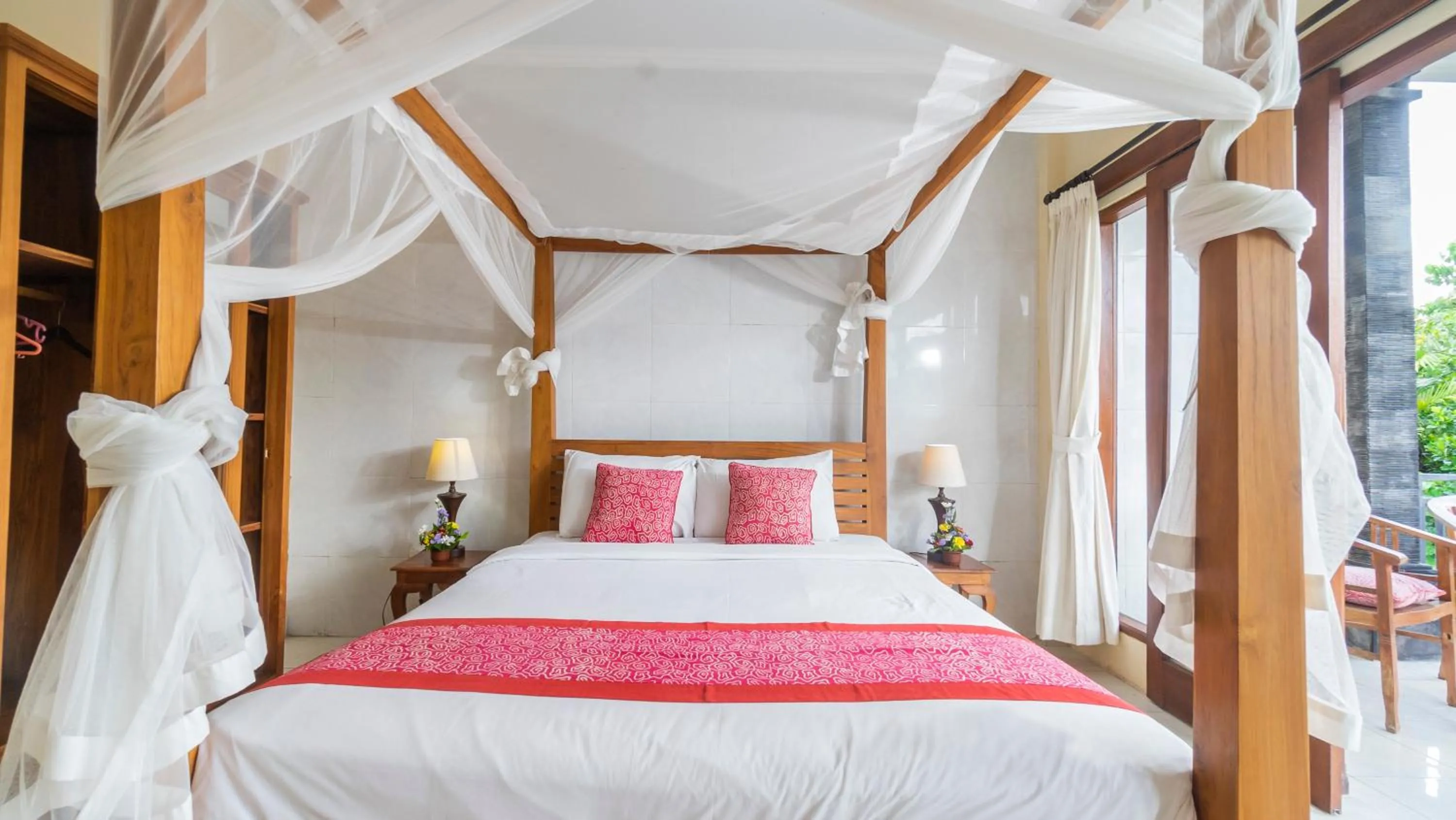 Bed in Raka House Accommodation